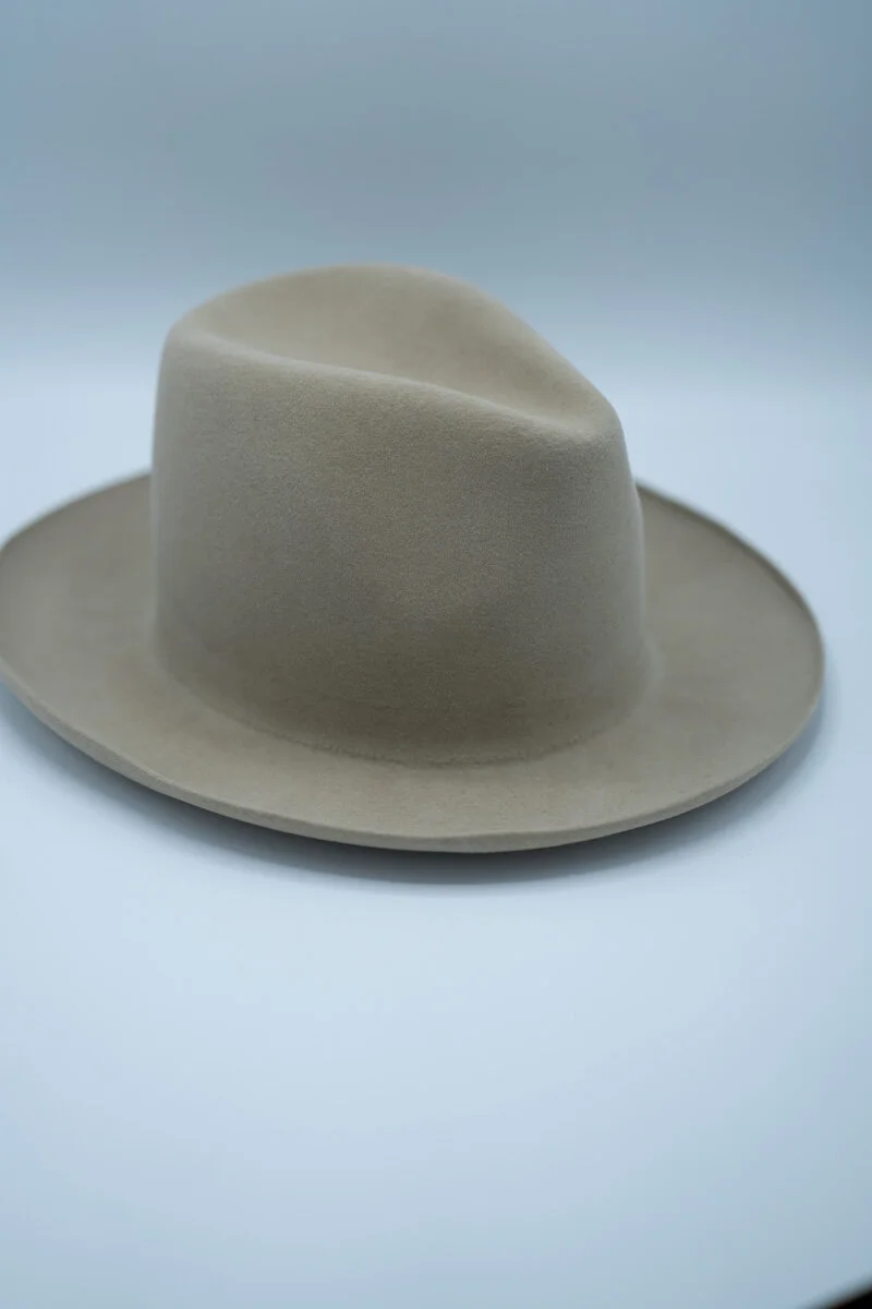 26EA1C8D-BA59-466E-8856-209616782954