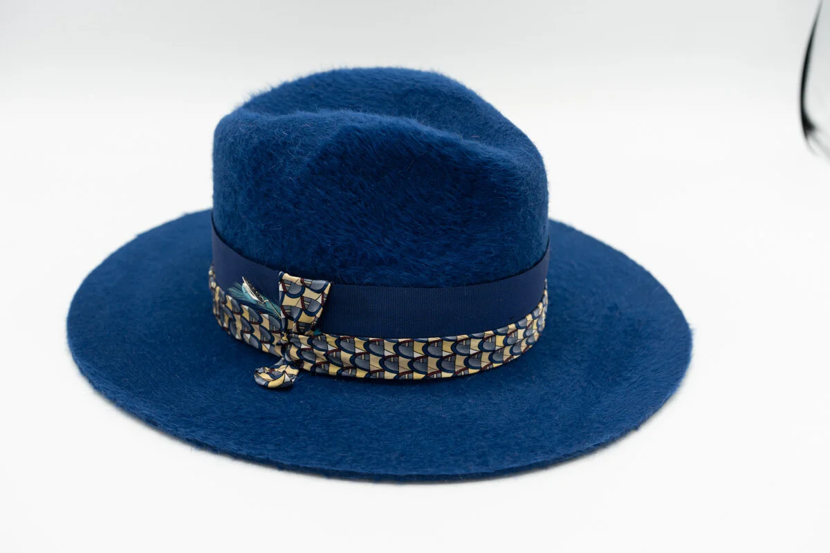 5AB8948C-D254-4947-95F7-EF6D03100979