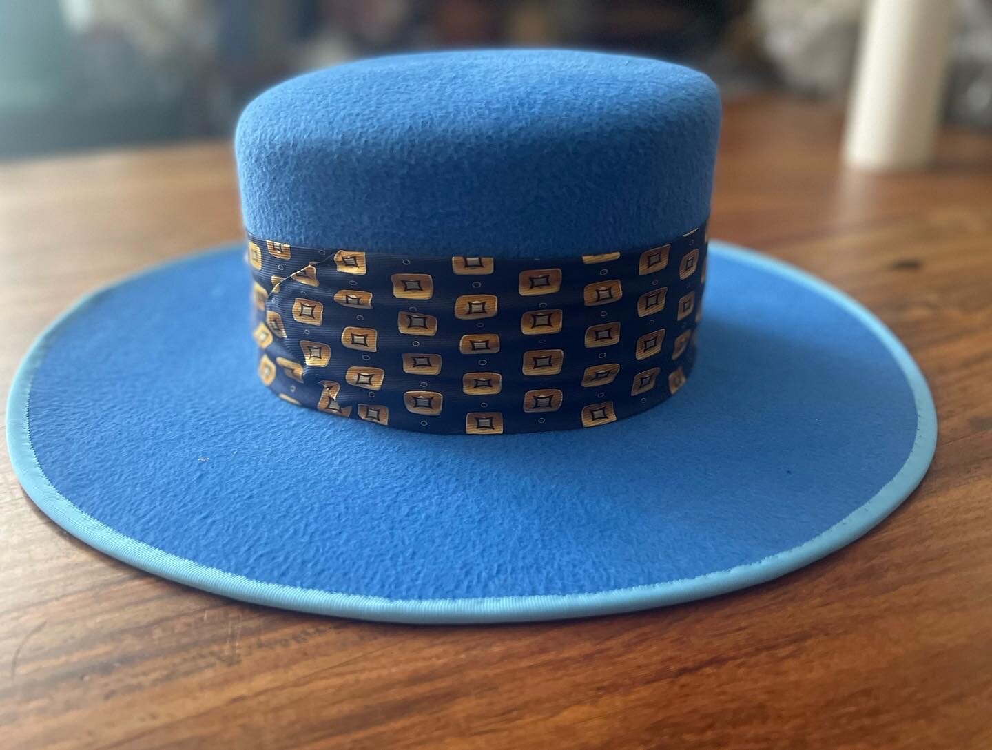 012B108A-08A3-4F2F-9674-5AF3AEE8A2FD