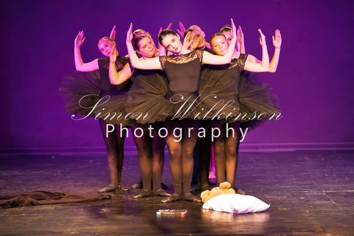20251116_Just Dancing-300.jpg