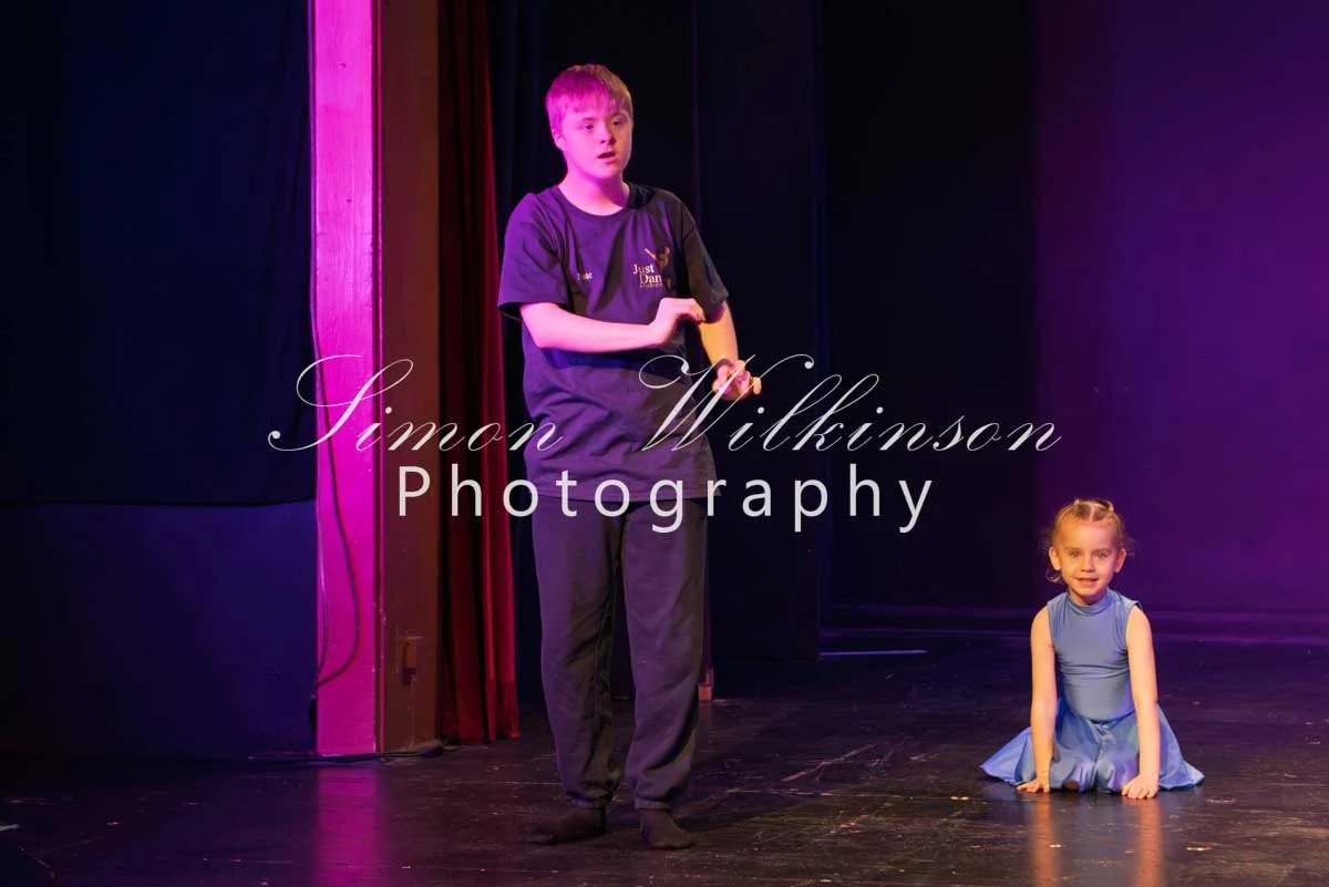 20251116_Just Dancing-550.jpg