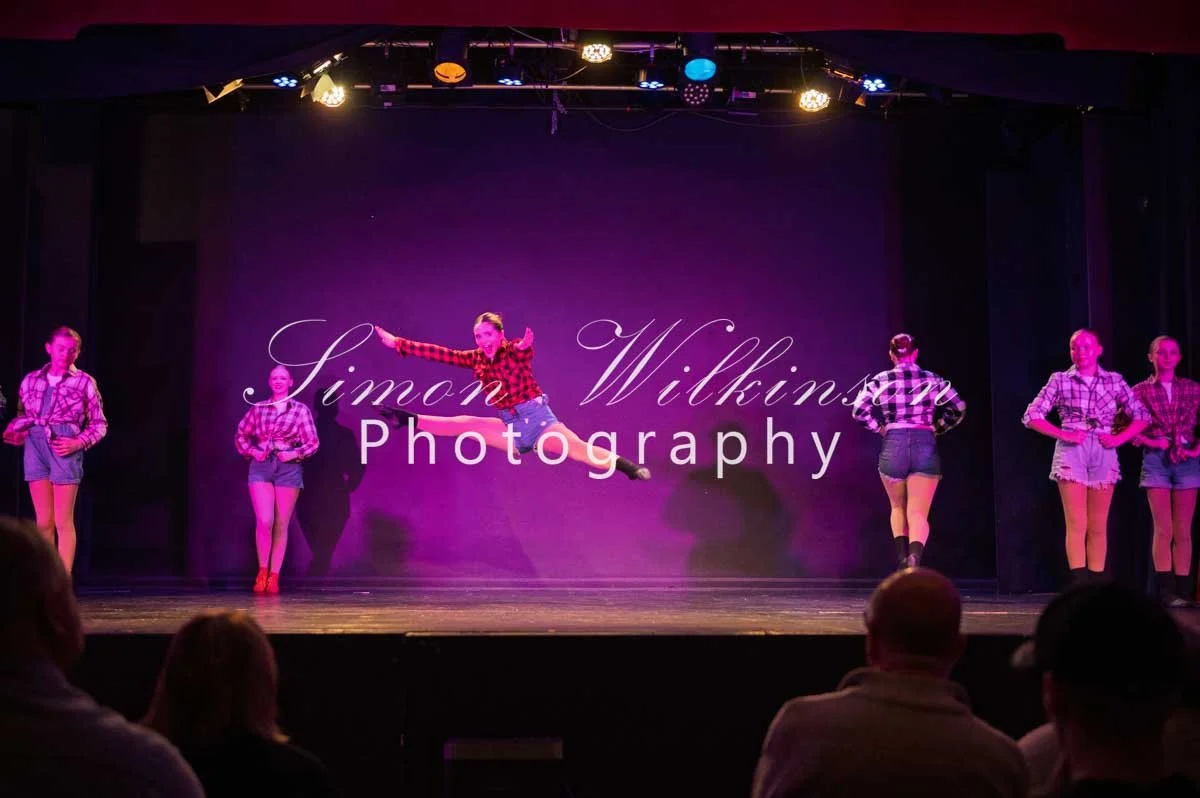 20251116_Just Dancing-1947.jpg