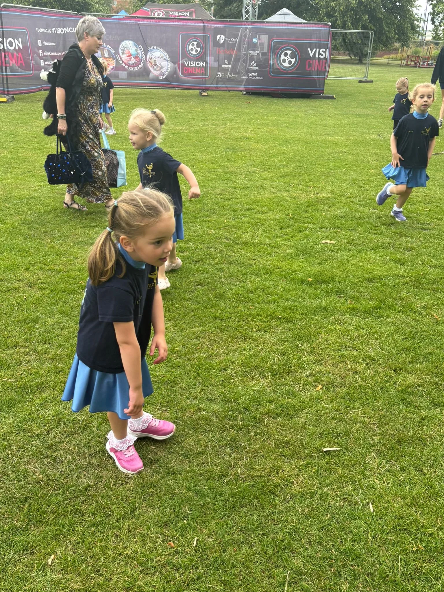 SummerParty26 85.jpg