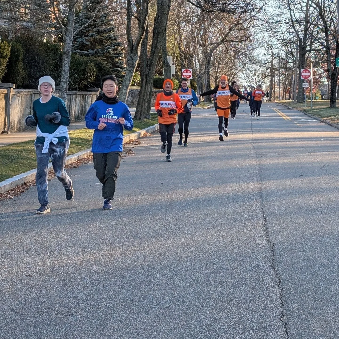 When given the choice
They chose the uphill climb 
8 miles done and dusted to close out 2025
For #dreamfar #firsttimers Saturday's #longrun pushed them over the first #100miles of the season