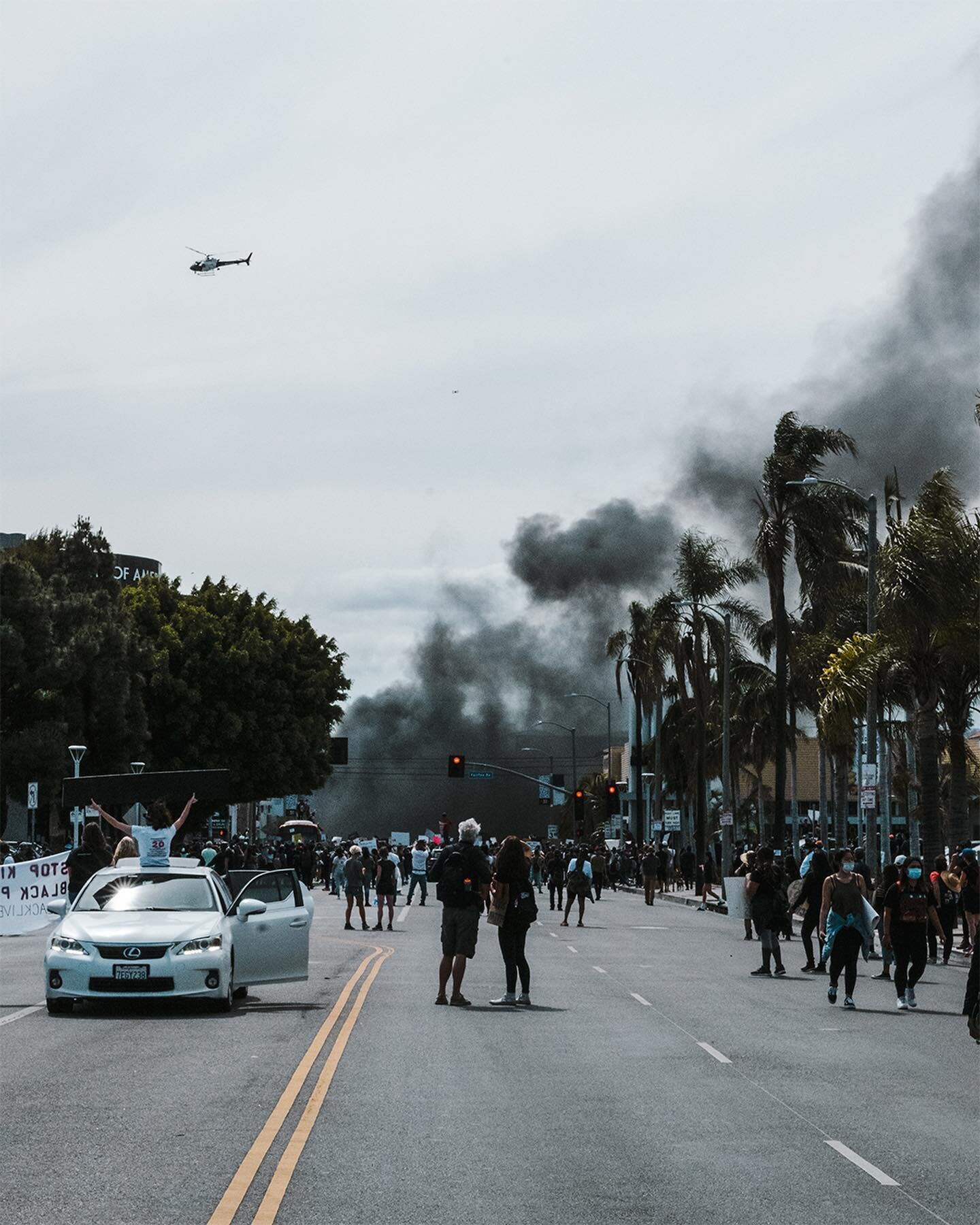 Scenes from today&rsquo;s protests in Los Angeles - May 30 2020 - I want to make it very clear, when I arrived the protests were peaceful, there was no looting and minimal vandalism (spray paint, a couple of police cars and a city bus destroyed are r
