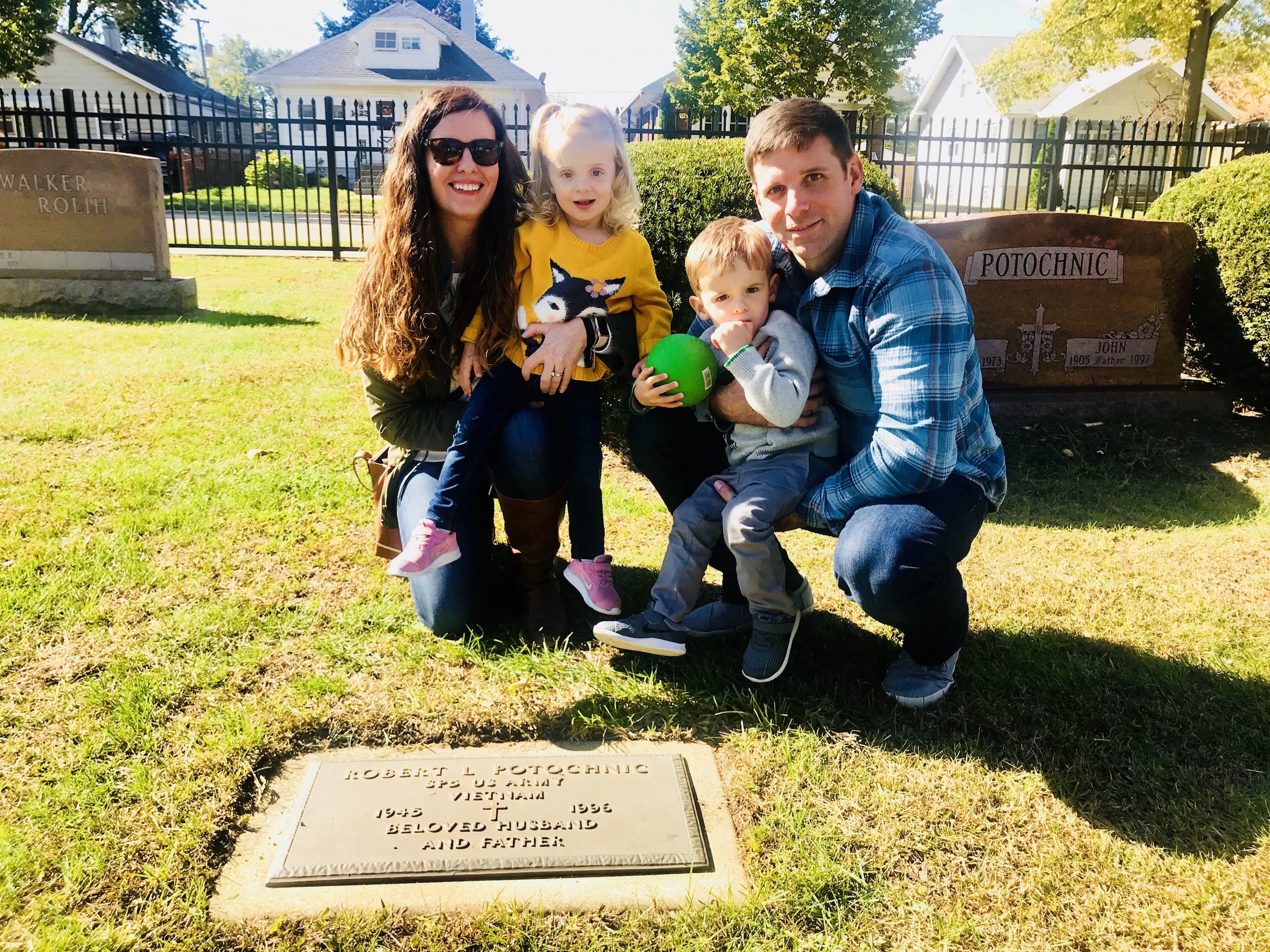 Dad's Grave.jpg