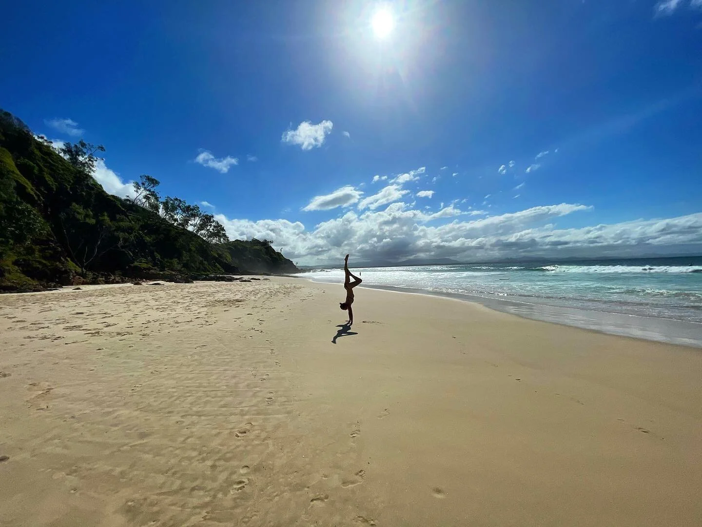 &ldquo;If it comes; let it. 
If it goes; let it.&rdquo;
- @kinnorth 
.
.
.
📍 Wategos Beach, Byron Bay (NSW)