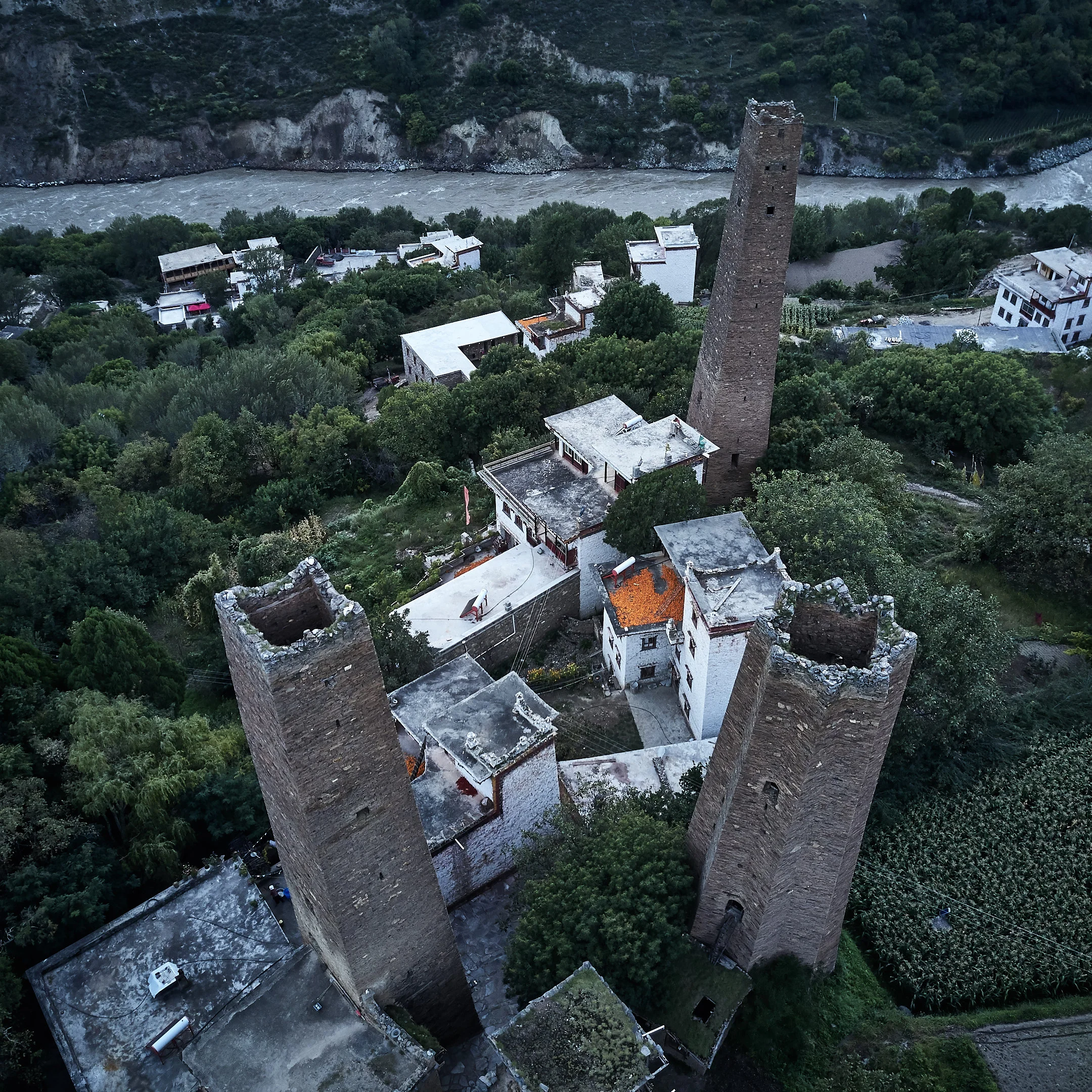 2017-10-06 18.30.08_FC220_DJI_0274.jpg