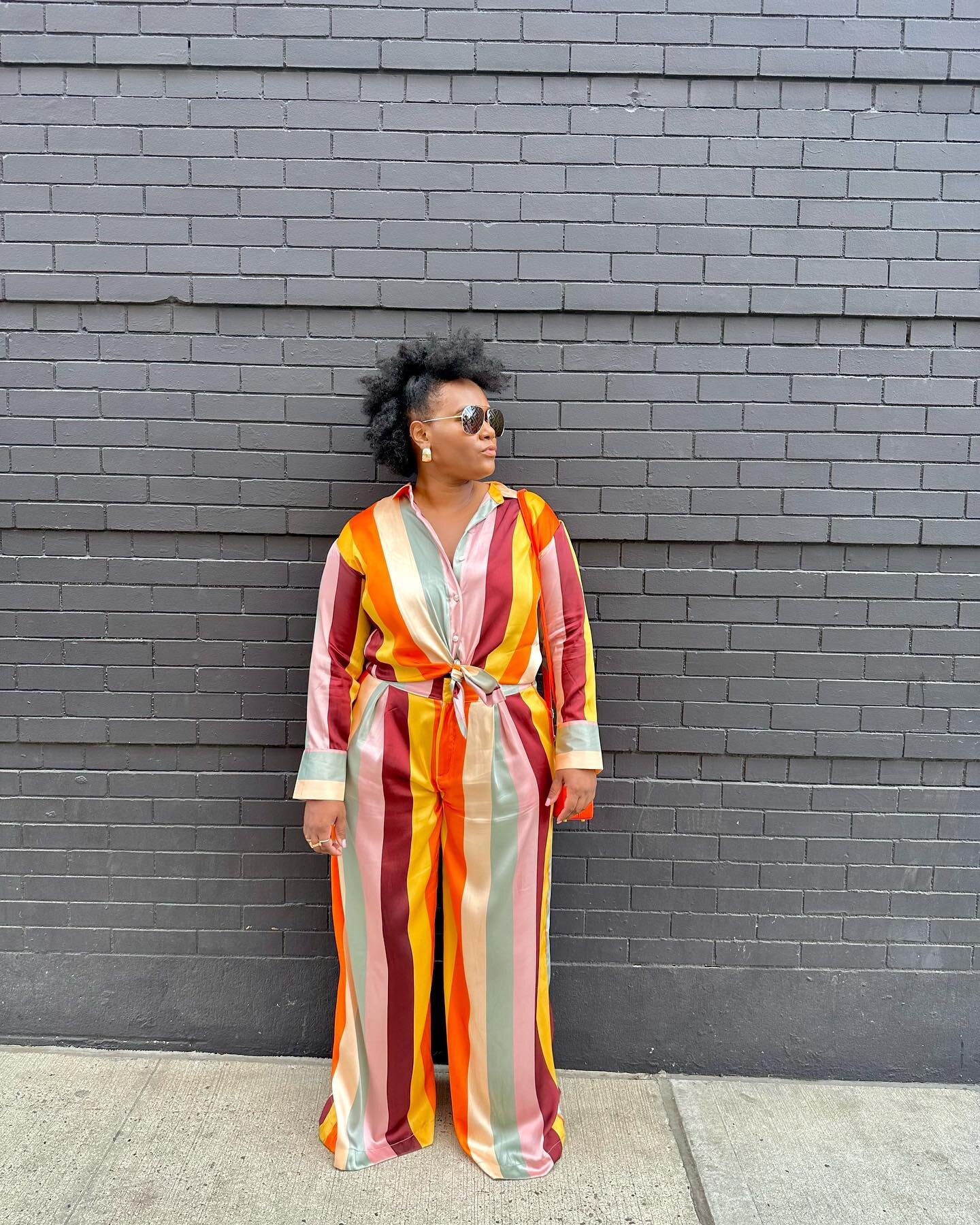 80 degrees in NYC and couldn&rsquo;t help but to throw on this stunning FeNoel x Target set. ⁣I felt cute 😎⁣
⁣⁣
And of course, TAO (Downtown)😅⁣⁣
⁣⁣
Happy Saturday ! ⁣⁣
⁣⁣
#blacklifestyleblogger #nyclifestyleblogger #blackcontentcreator  #nyccreator