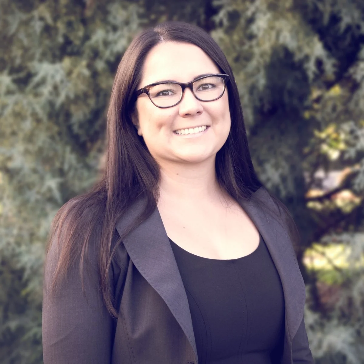 Grace Huefner, Advisor