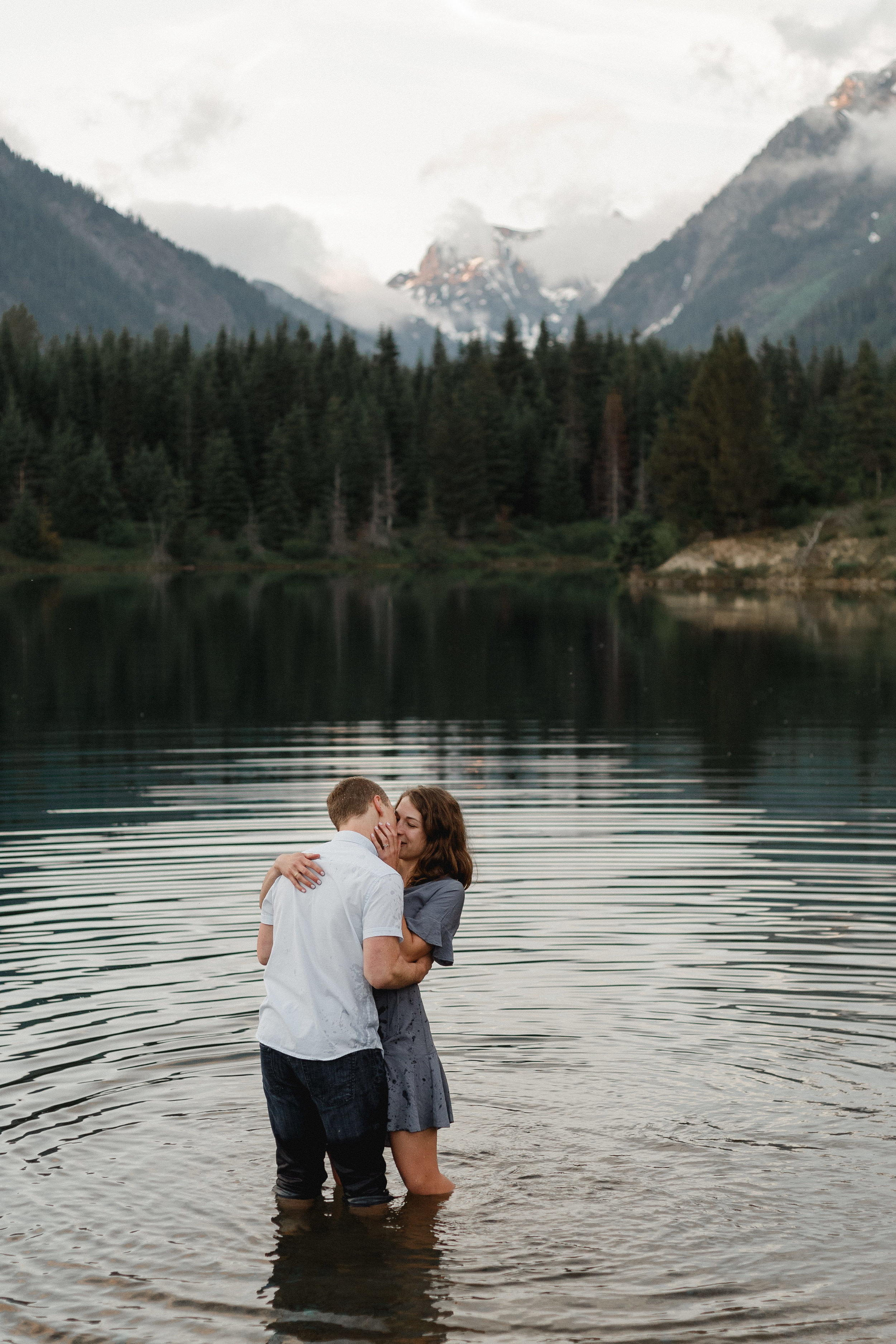Gold Creek Pond Engagement Session. Between the Pine Adventure Wedding and Engagement Photography