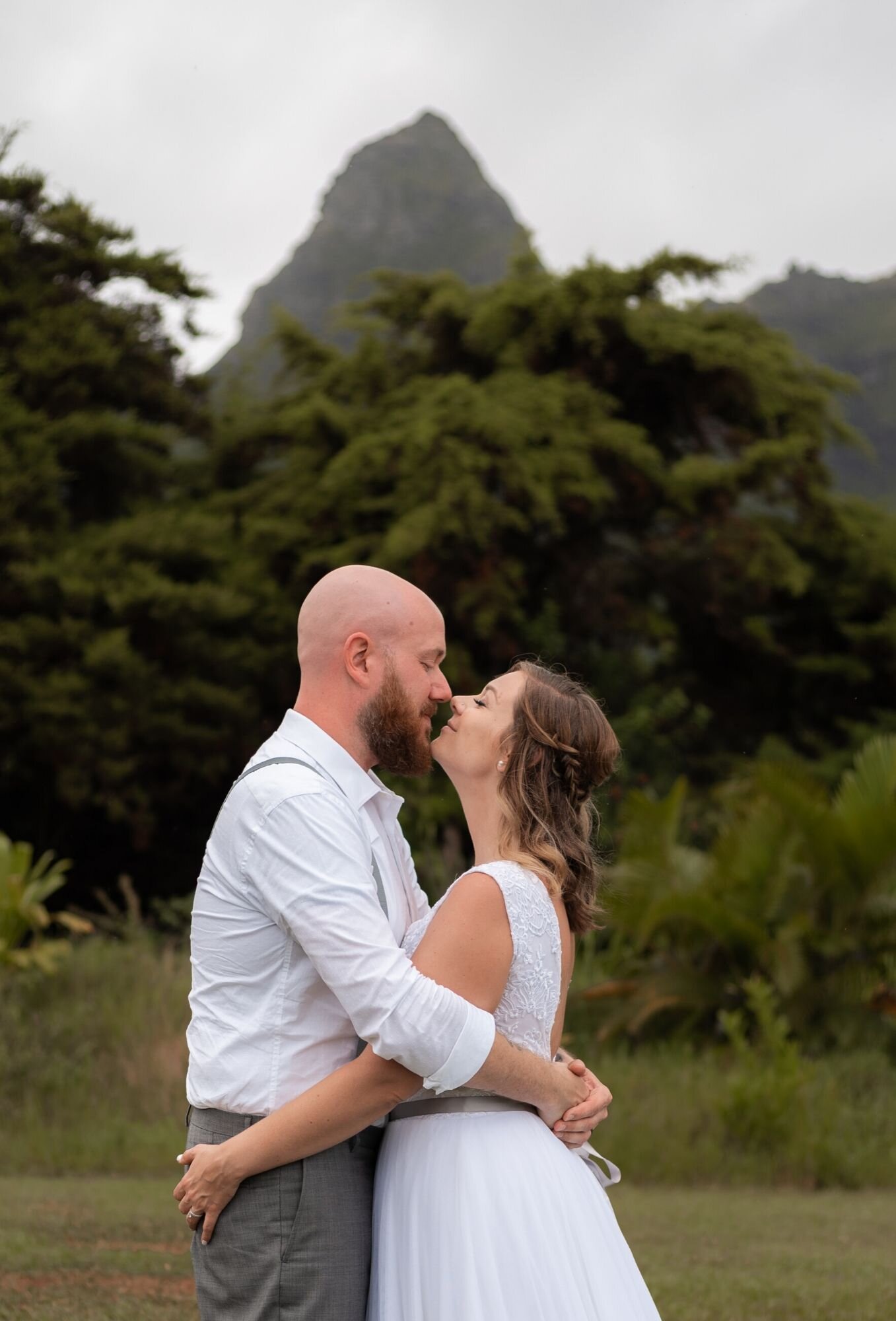 Adventurous Hawaii Elopement on Kauai | Between the Pine Adventure Elopement Photographer