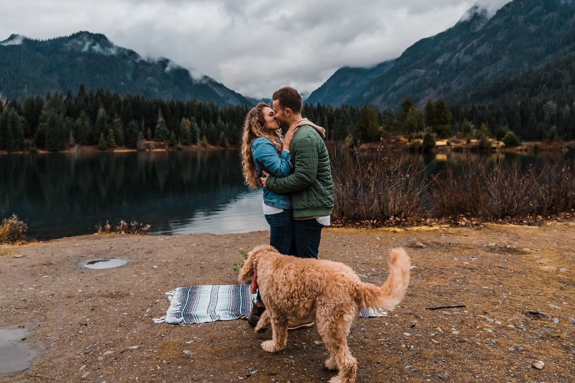 6mountaintopsurpriseproposalatgoldcreekpond|betweenthepineadventureelopementphotography.jpg