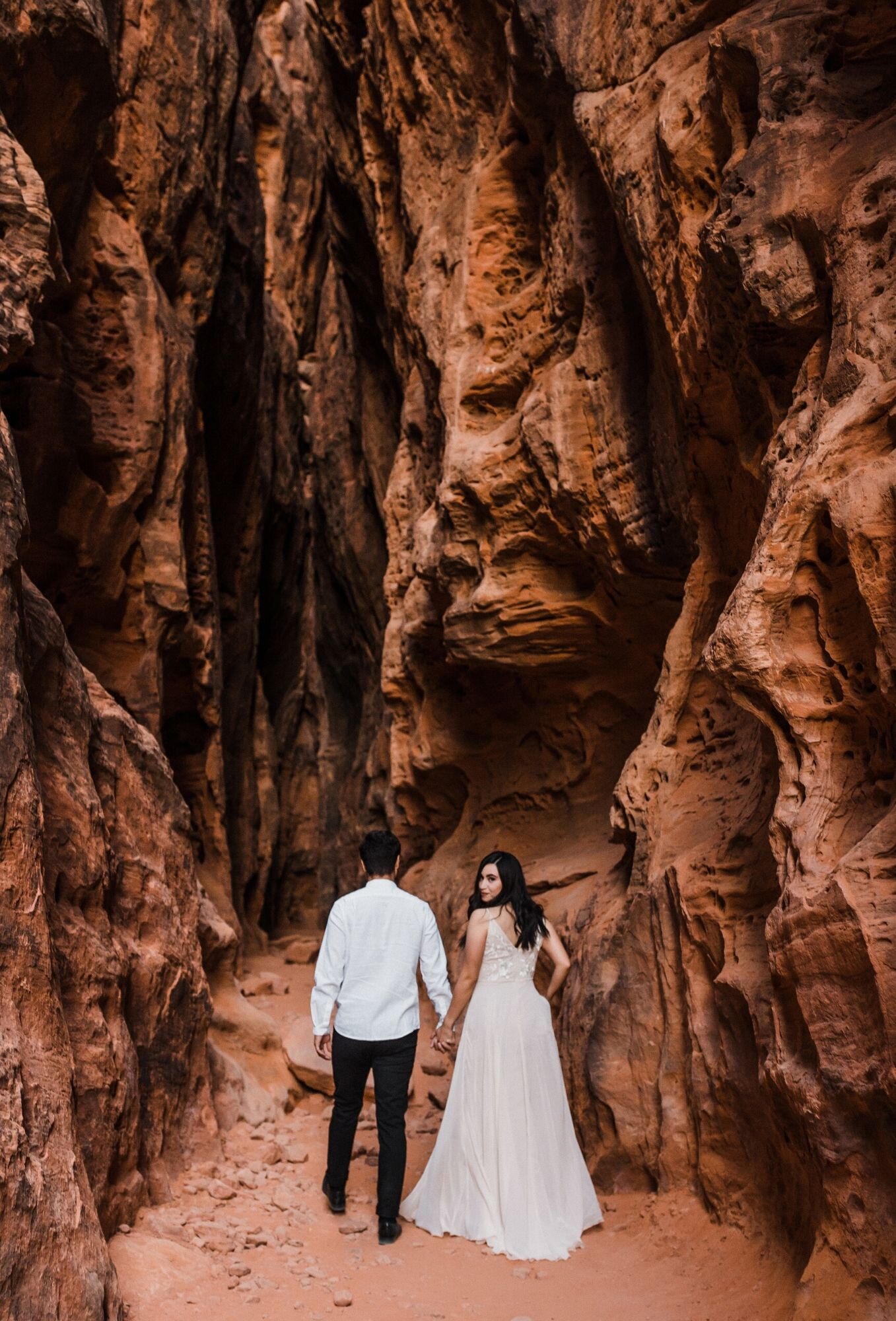 high desert photo shoot | between the pine elopement photographer