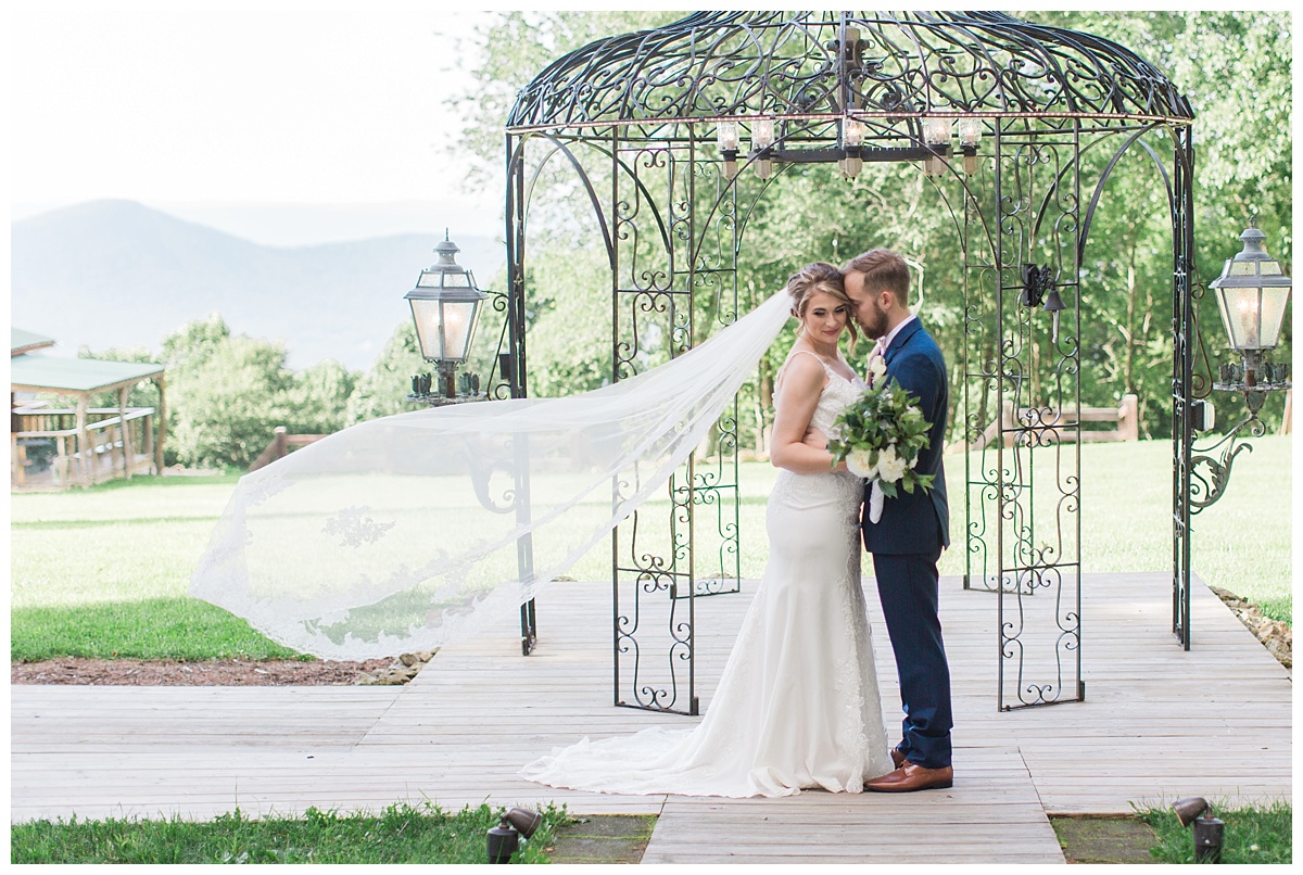 lynchburg_va_wedding_photographer_lexi_stephen48.jpg