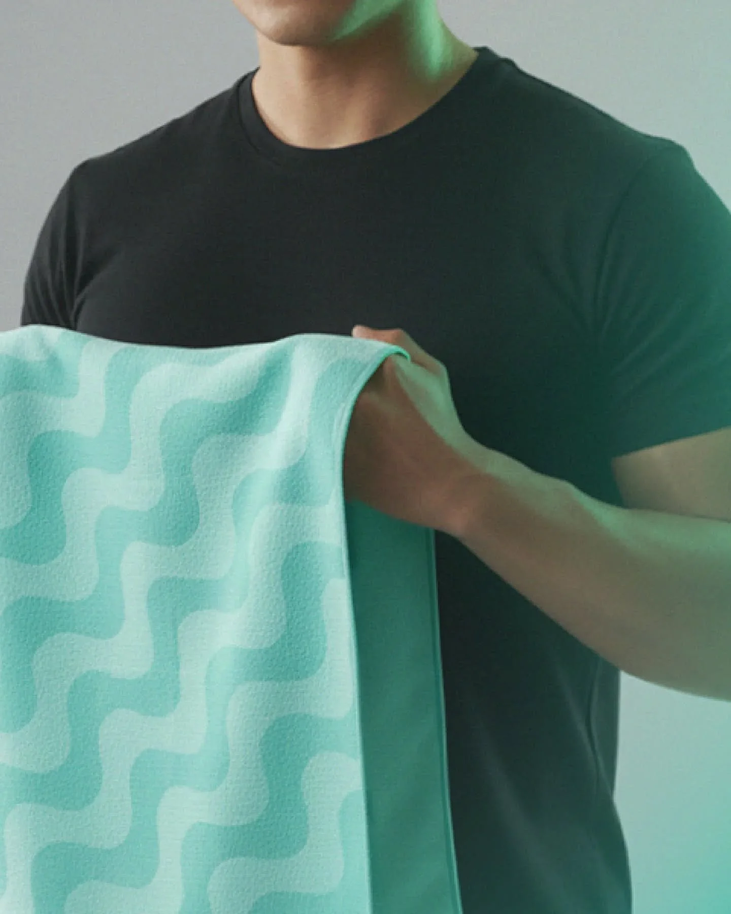 Carefully crafted from 100% recycled materials. Sweat smarter, sweat sustainably.