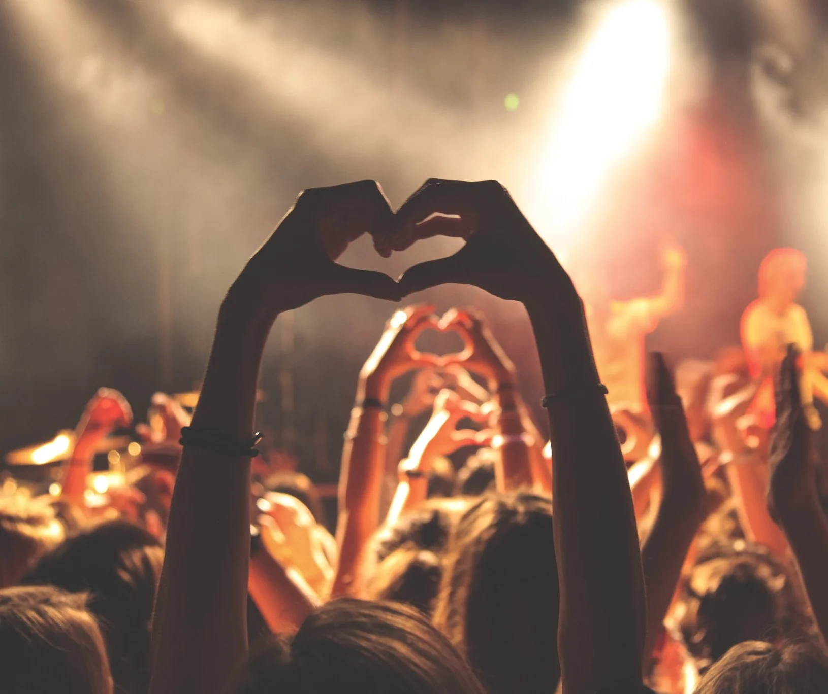 People will come and go but they'll never forget how you made them feel. Keep top talent and keep raving fans, even when it's time to separate.