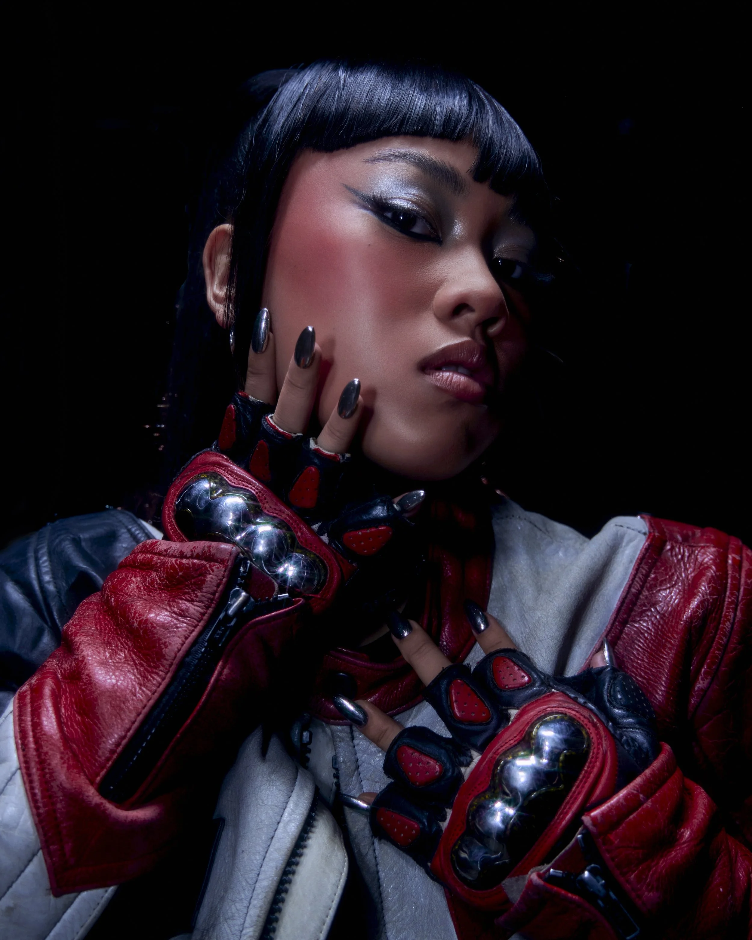 20220718_LaraAndallo_Diamond_Deja_DanceVideo+PressImageArtwork 200_2-1.jpg