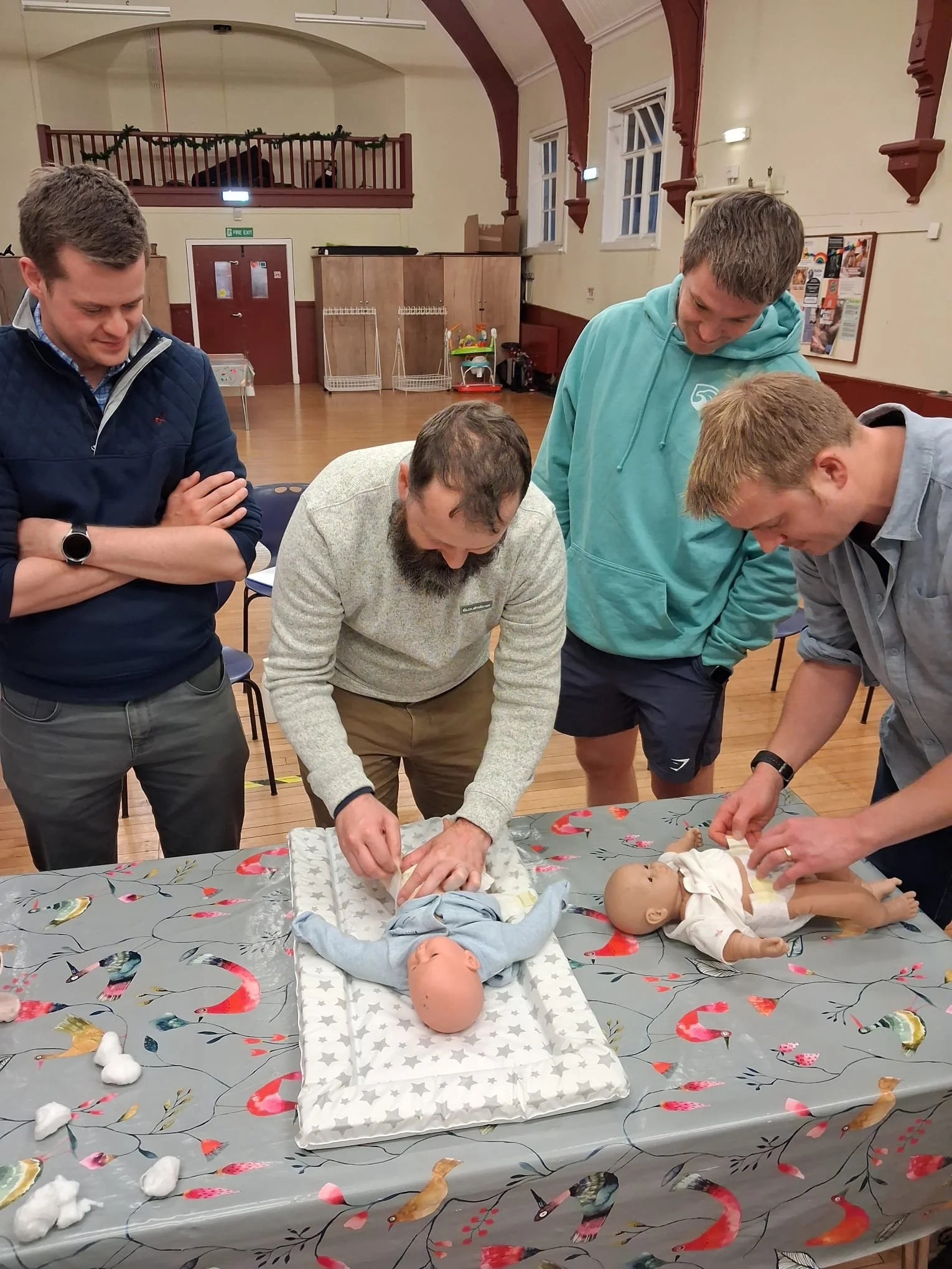 Dads to Be getting to grips with nappys