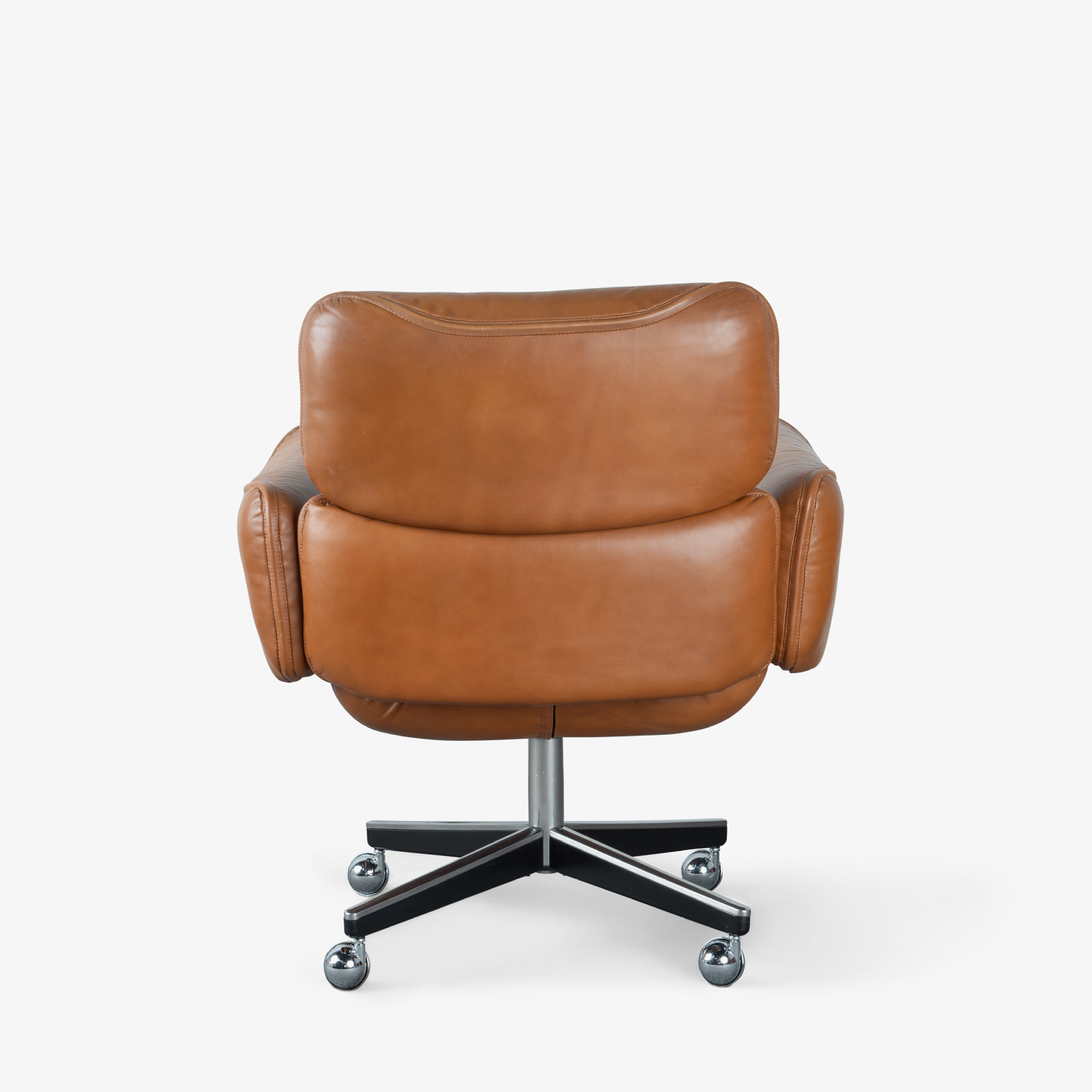 [OR280] Otto Zapf Executive Chairs in Saddle Brown Leather by Knoll - Square4.png