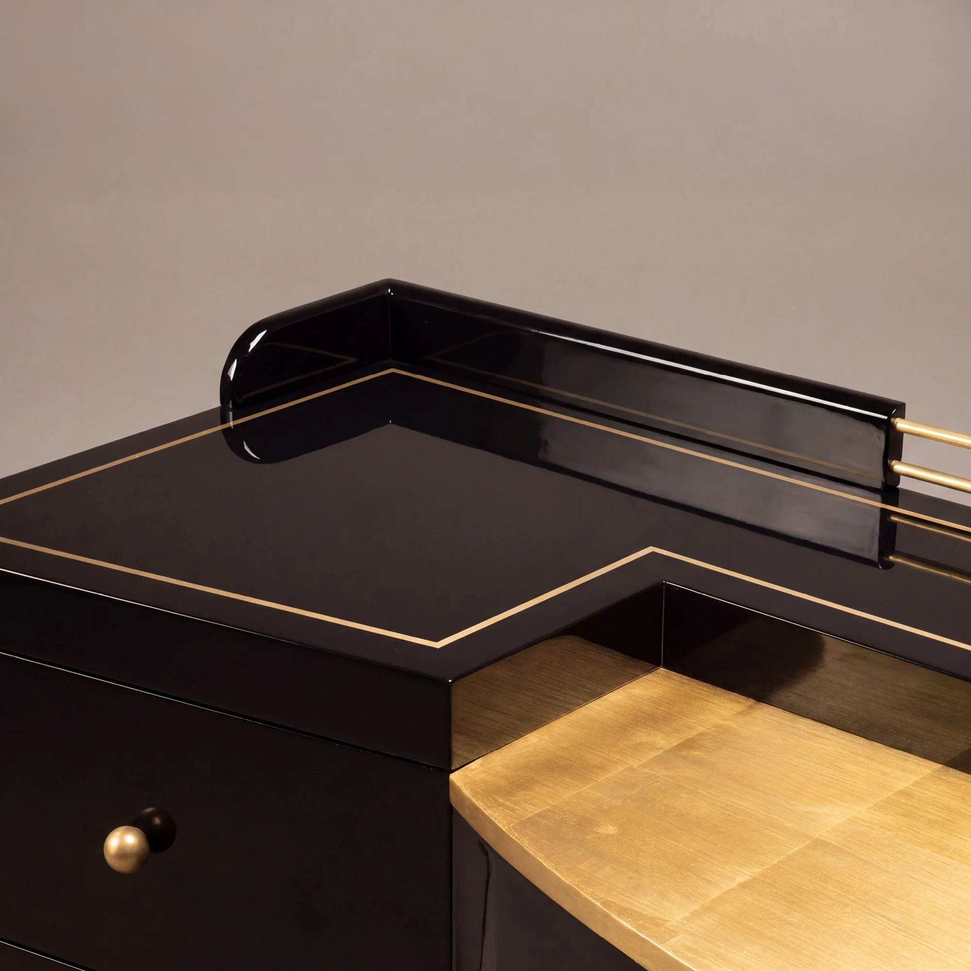 [OR389] Art-Deco High Gloss Black & Gold Leaf Bar5.jpg