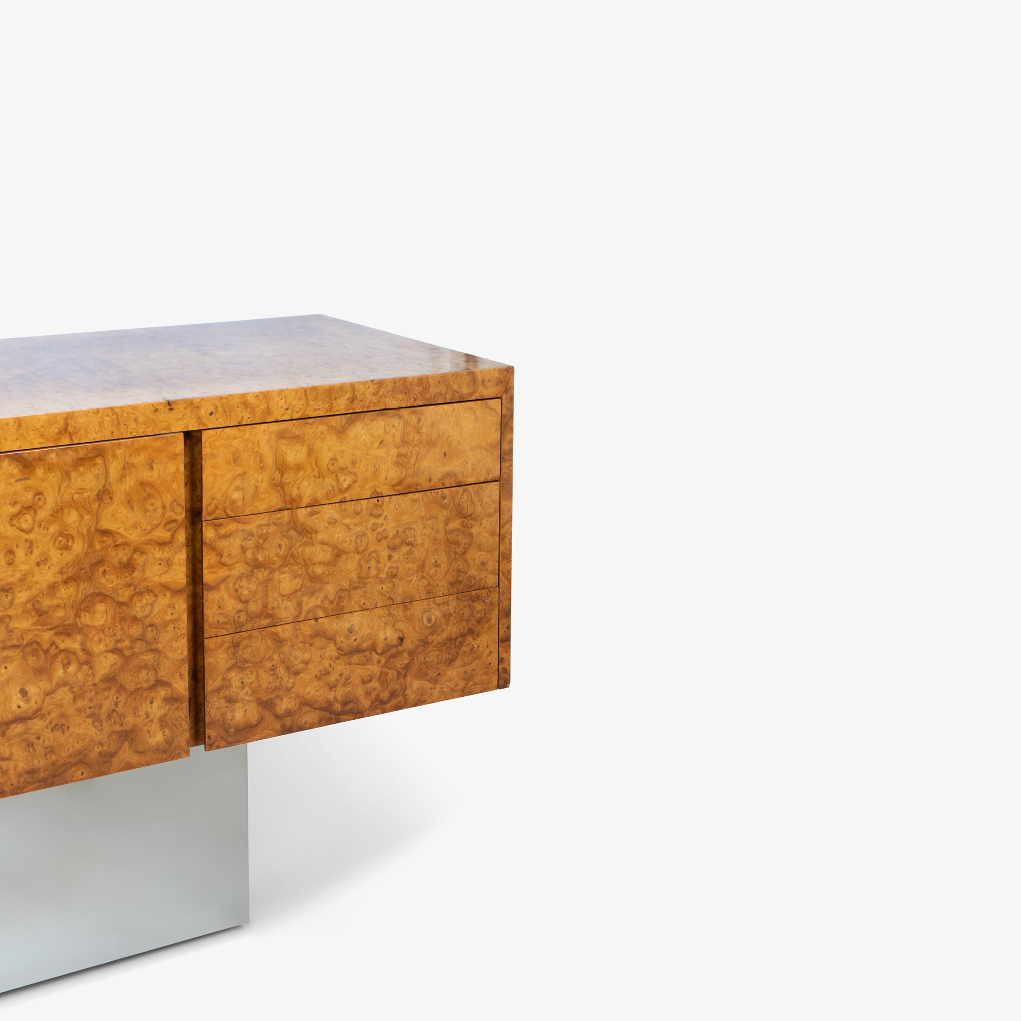 [OR196] Burlwood Chrome Credenza - Square7.png