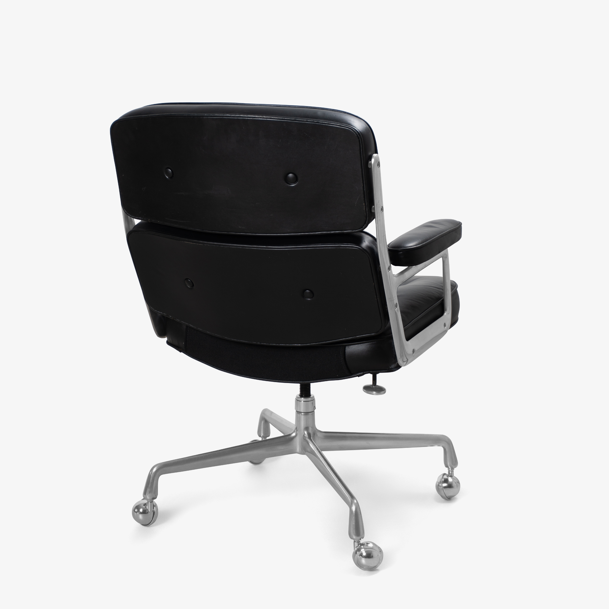 [OR201] Eames Time-Life Executive Chair in Black Leather - Square4.png