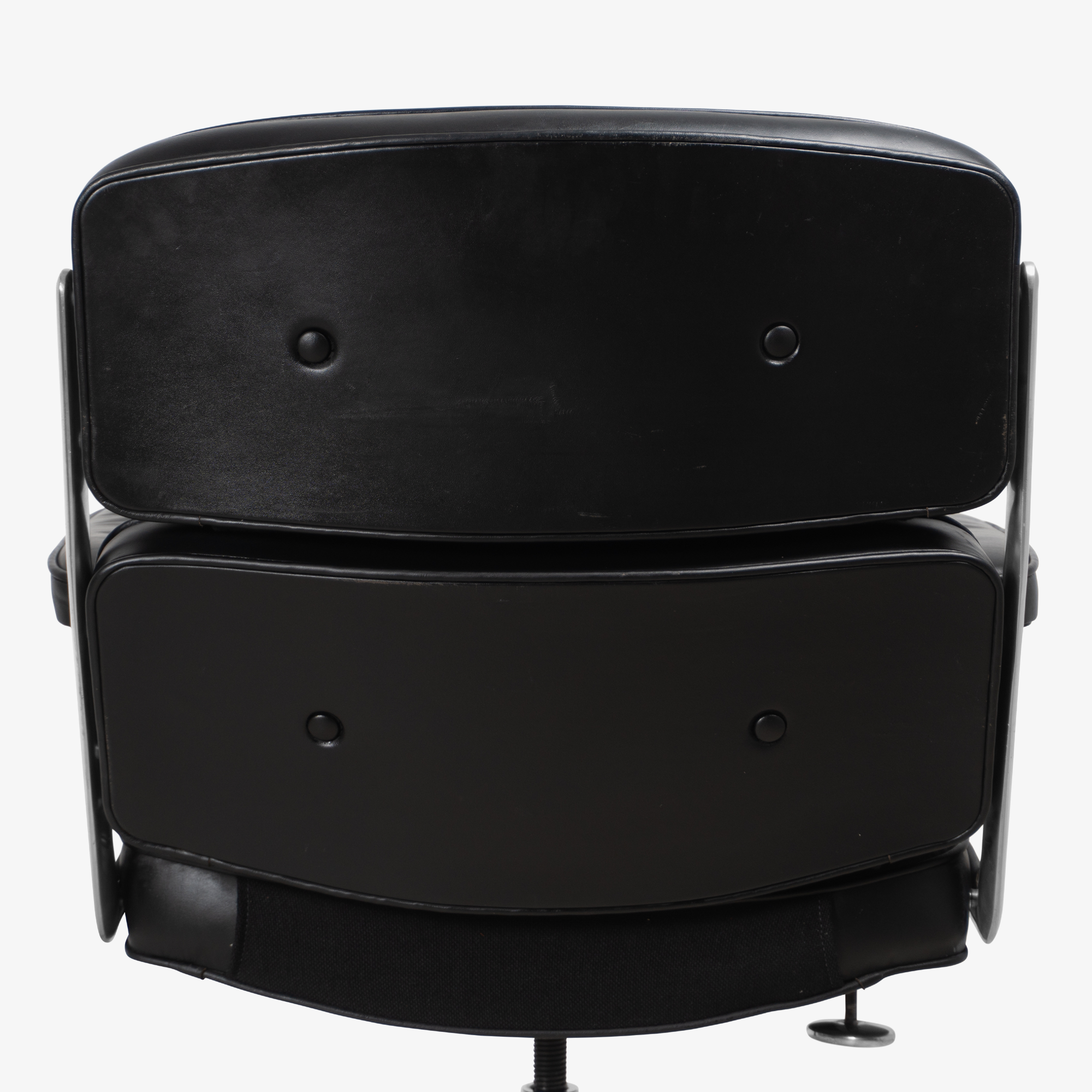 [OR201] Eames Time-Life Executive Chair in Black Leather - Square11.png