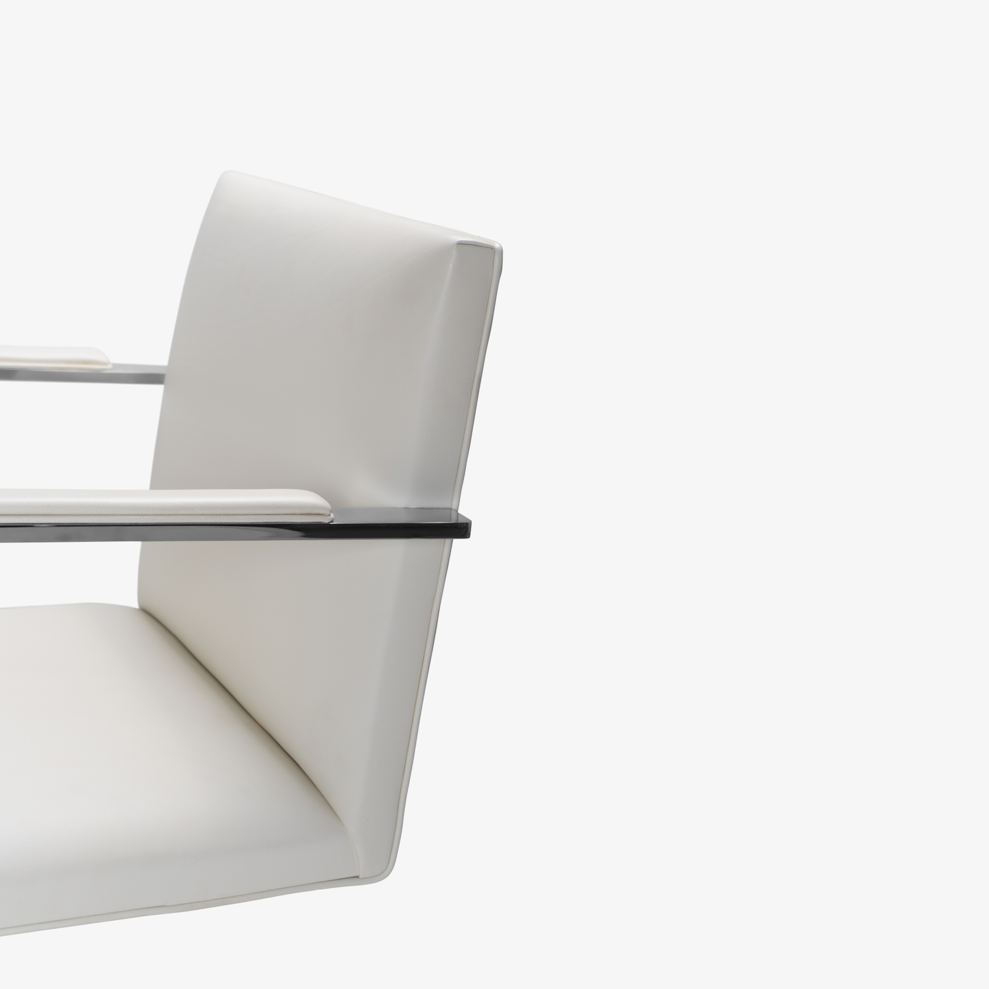 [OR202] Brno Flat-Bar Chairs with Armpads in Ivory Leather & Polished Chrome, Set of 4 - Square6.png