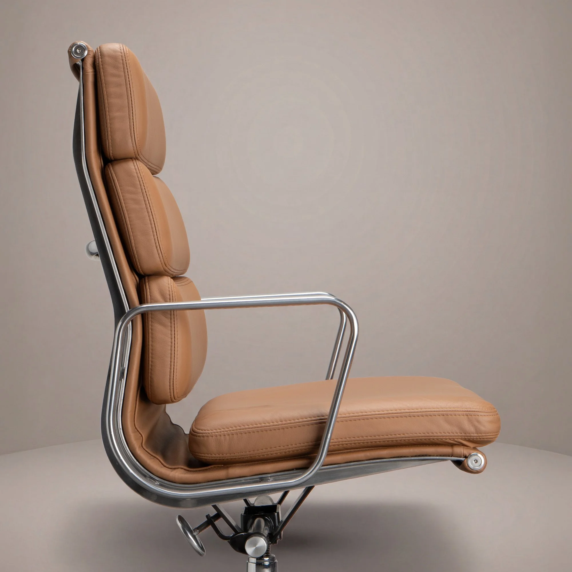 [OR386] Eames Soft Pad Executive Chairs in Butterscotch Leather by Herman Miller - Square12.jpg
