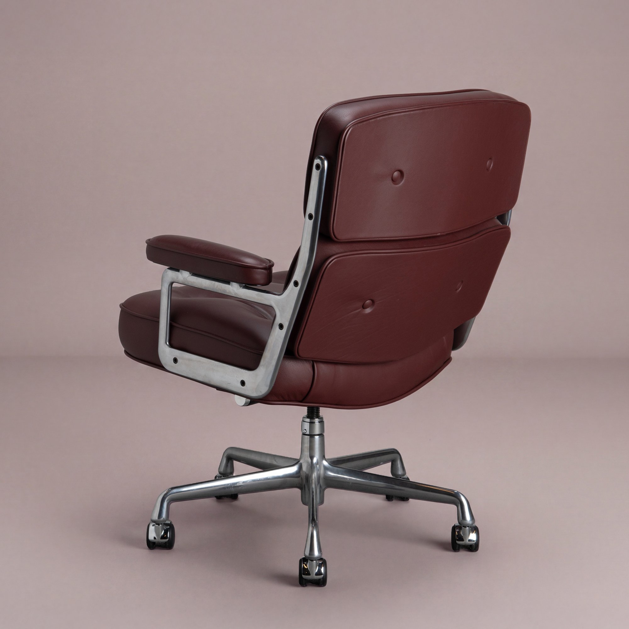 [OR388] Eames Time Life Executive Chair in Bordeaux Leather by Herman Miller - Square4.jpg