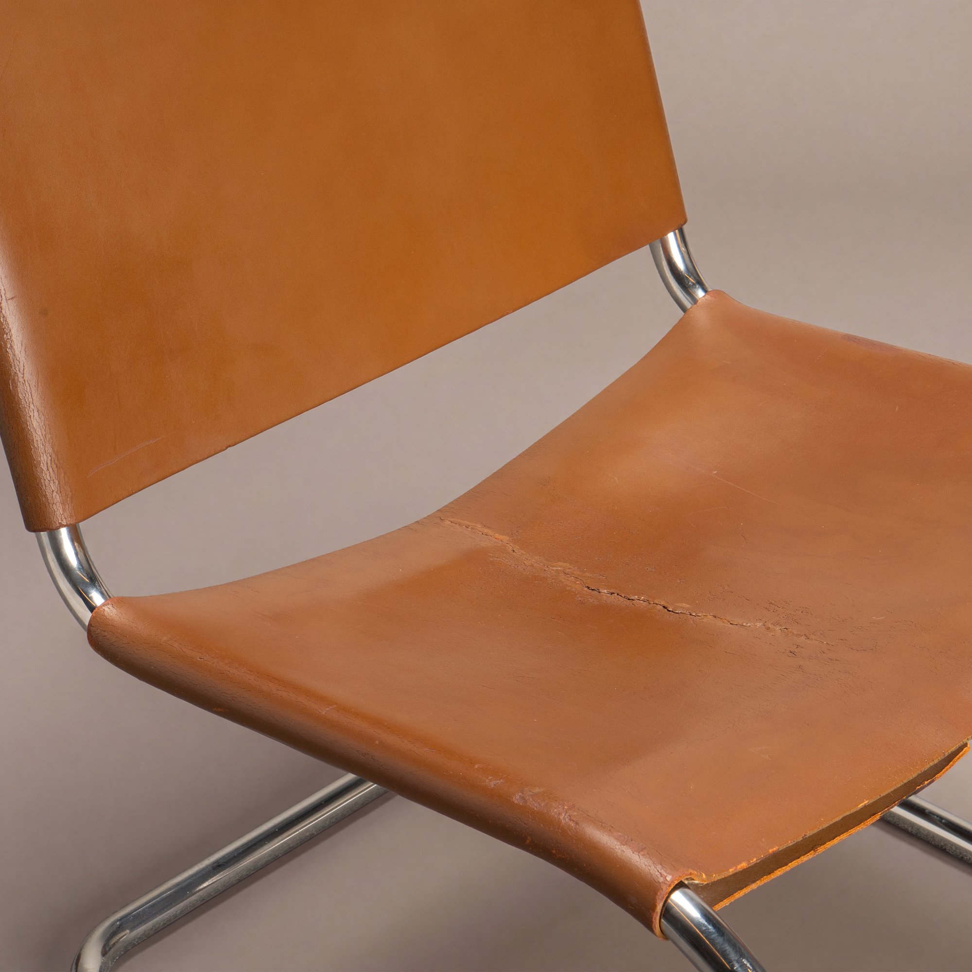 [OR385] MR30-5 Lounge Chairs in Caramel Leather by Mies van der Rohe for Knoll - Square11.jpg