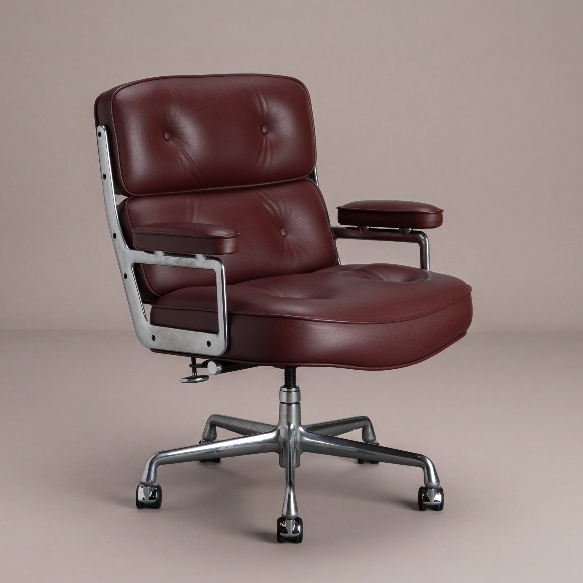 [OR388] Eames Time Life Executive Chair in Bordeaux Leather by Herman Miller - Square2.jpg