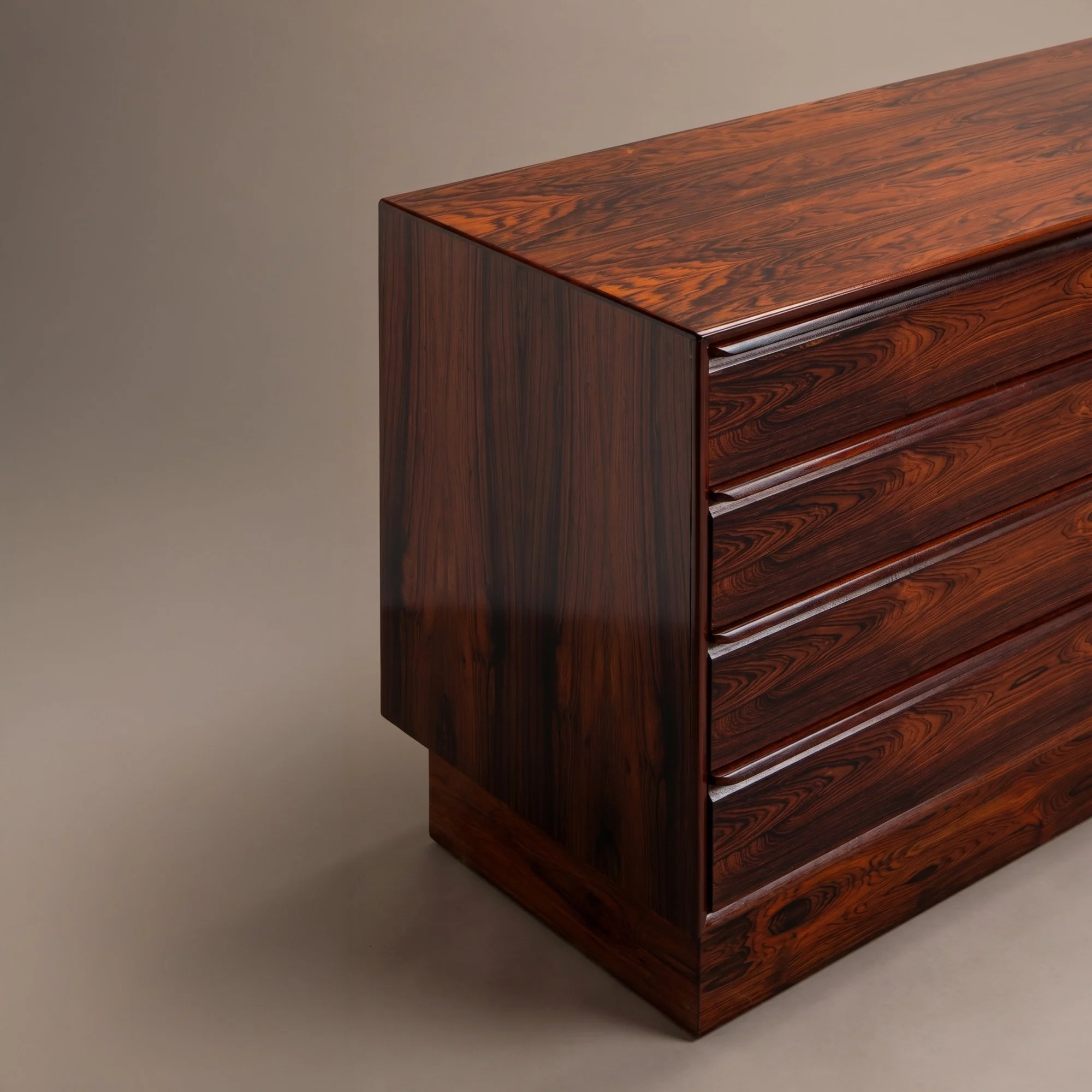 [OR376] Brazilian Rosewood 8-Drawer Dresser by Westnofa, Norway - SQuare6.jpg