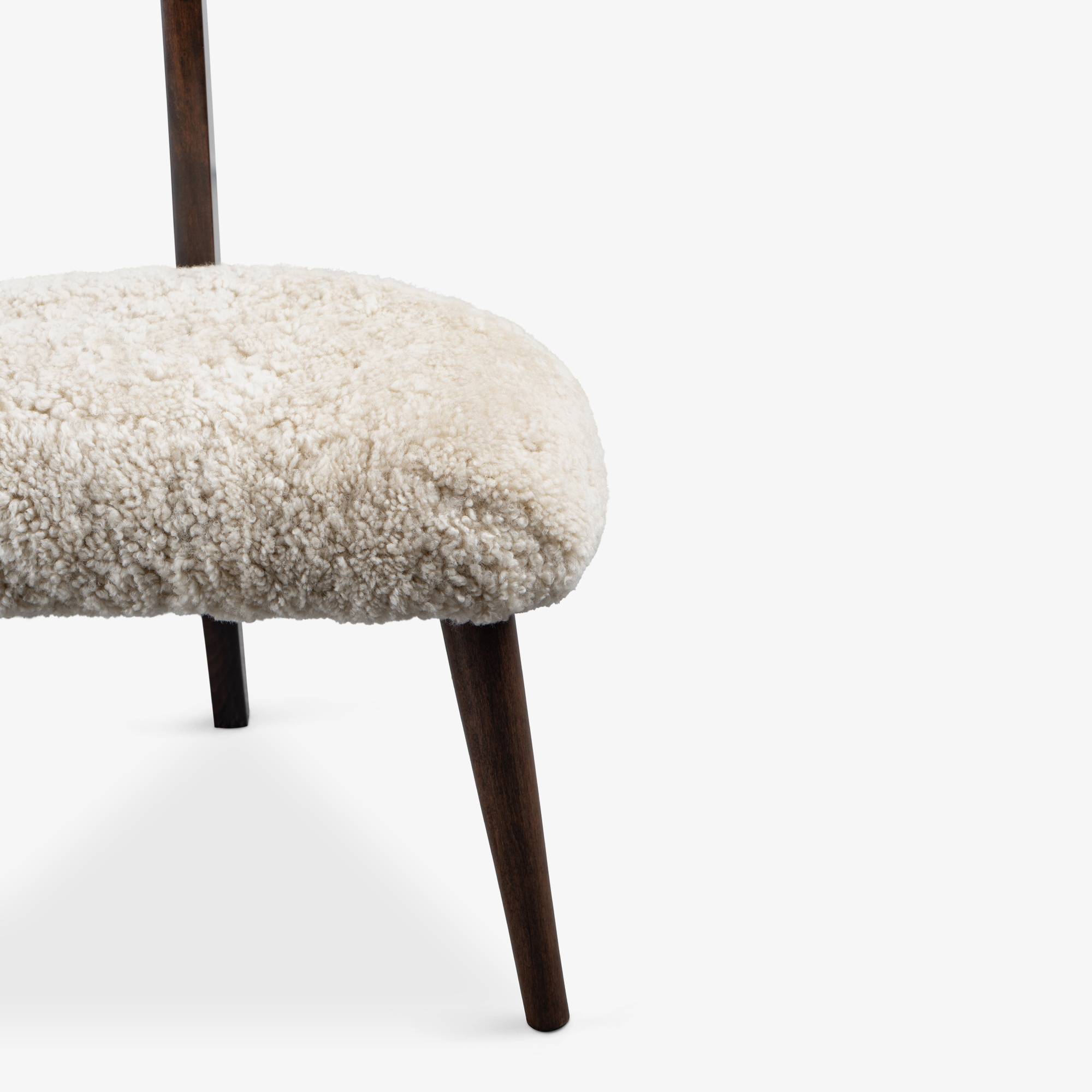 [OR286] Valet Chair in Lambswool - Square9.png