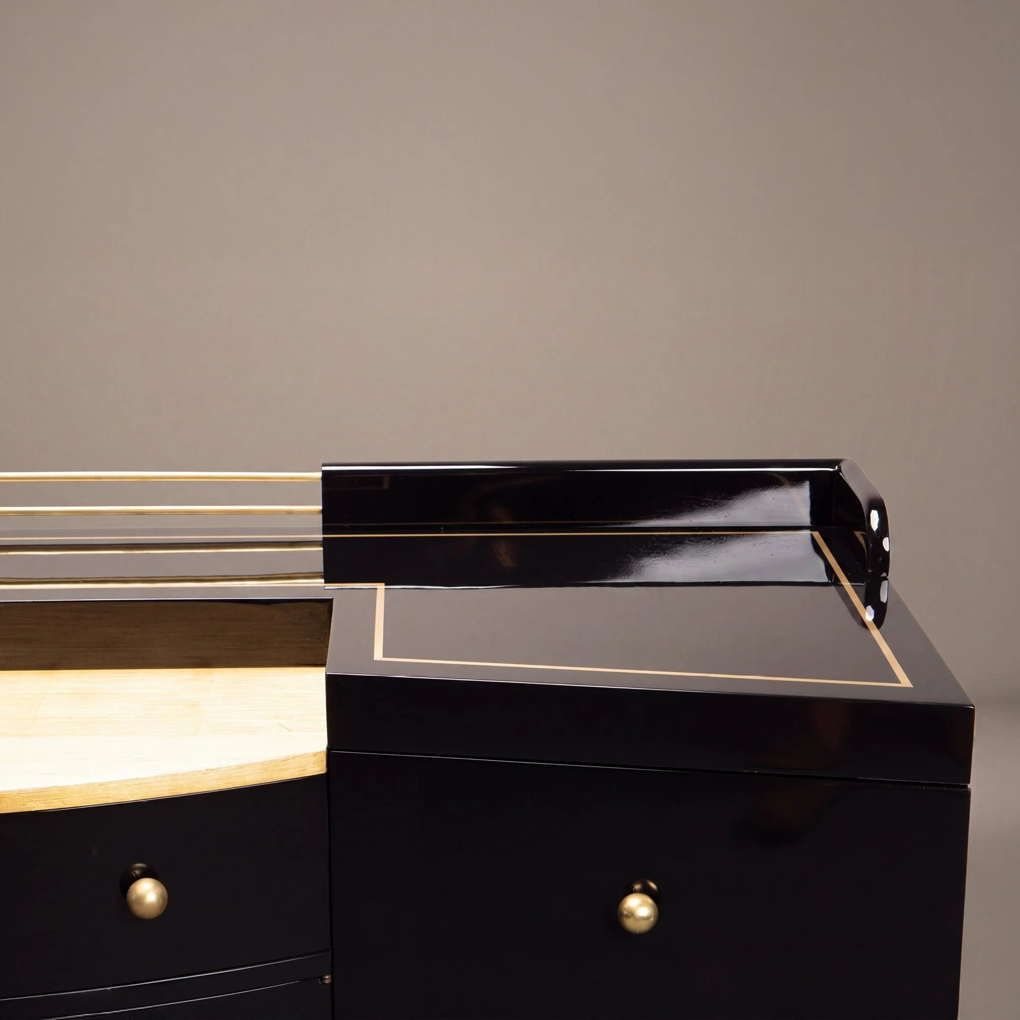 [OR389] Art-Deco High Gloss Black & Gold Leaf Bar8.jpg