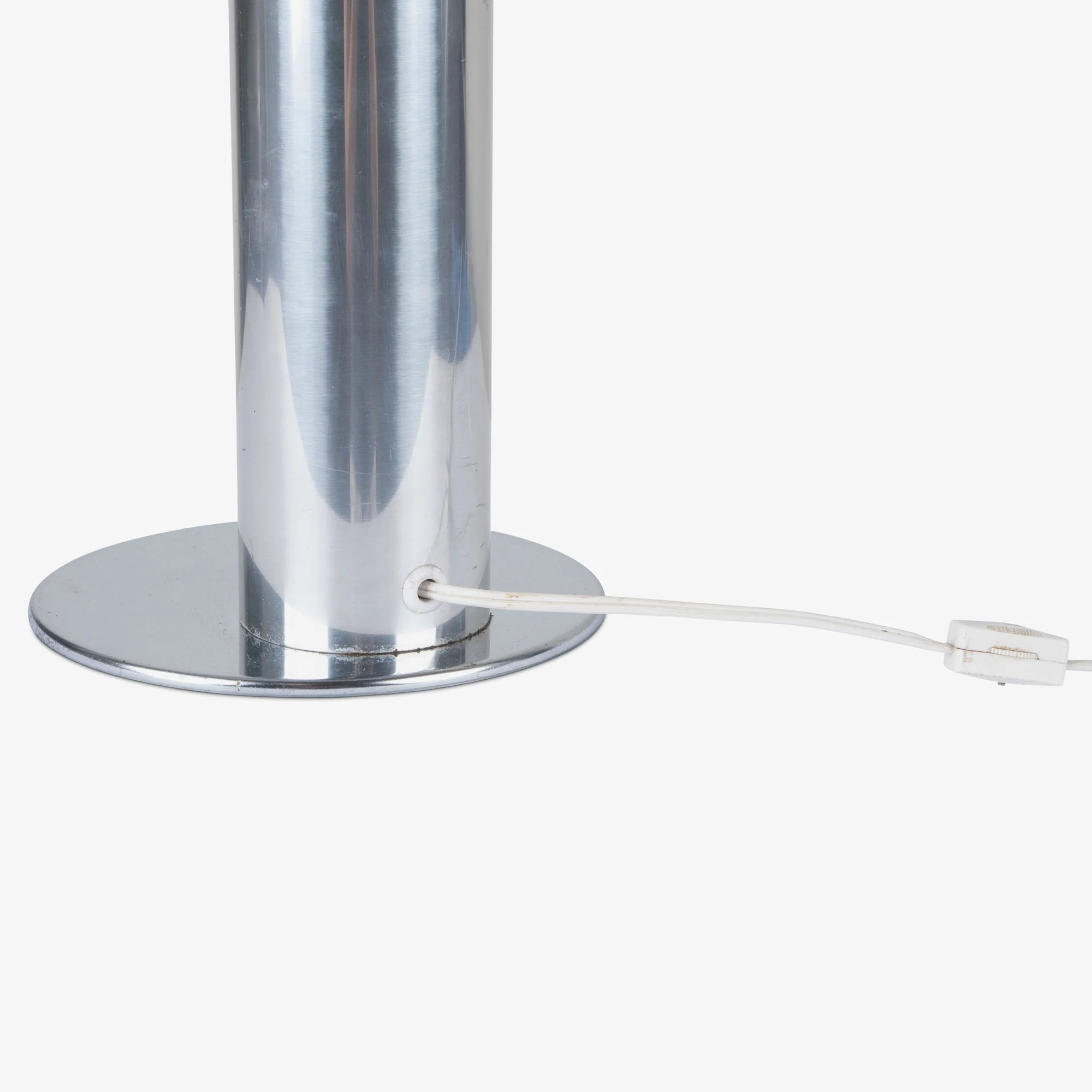 [OR326] Minimalist Polished Table Lamp - Square4.jpg