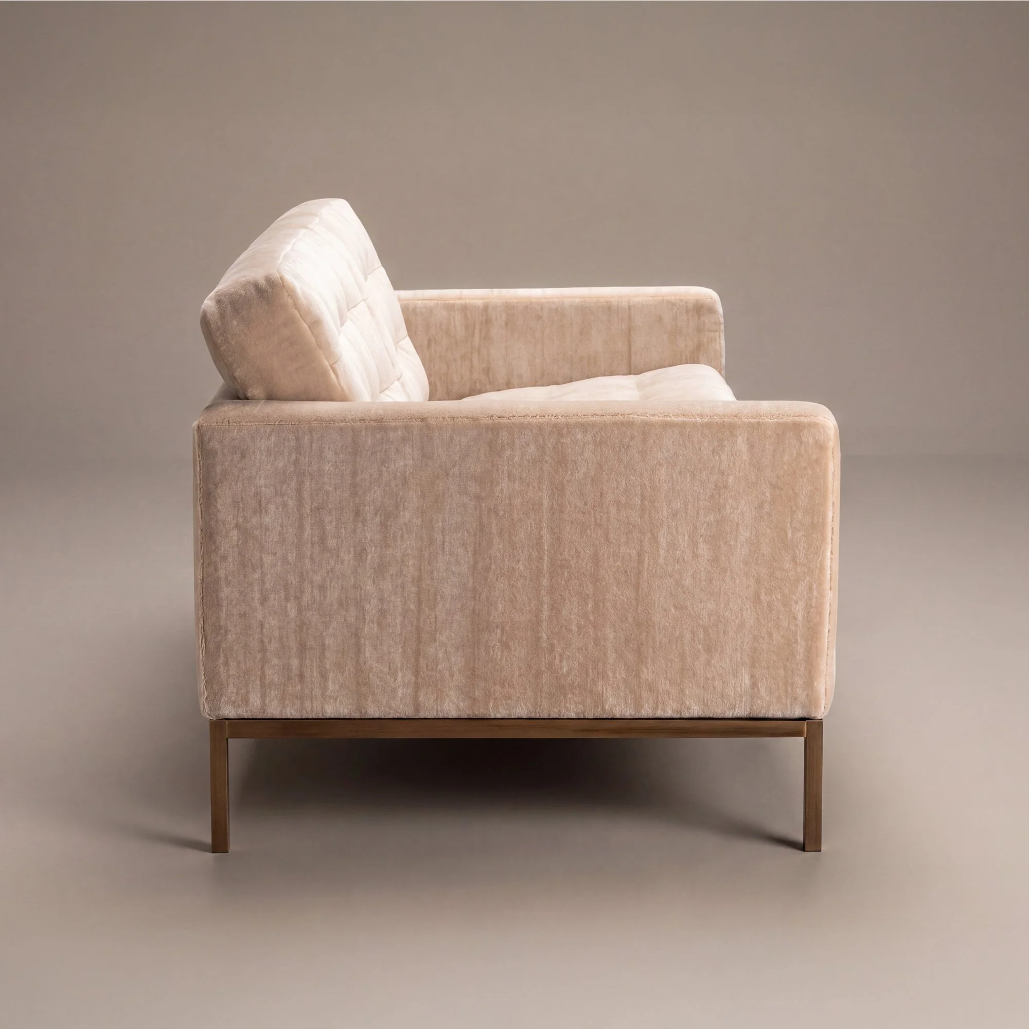 [OR380] Florence Knoll Settee in KnollTextiles Limani Mohair & Brushed Antique Bronze - Square3.jpg