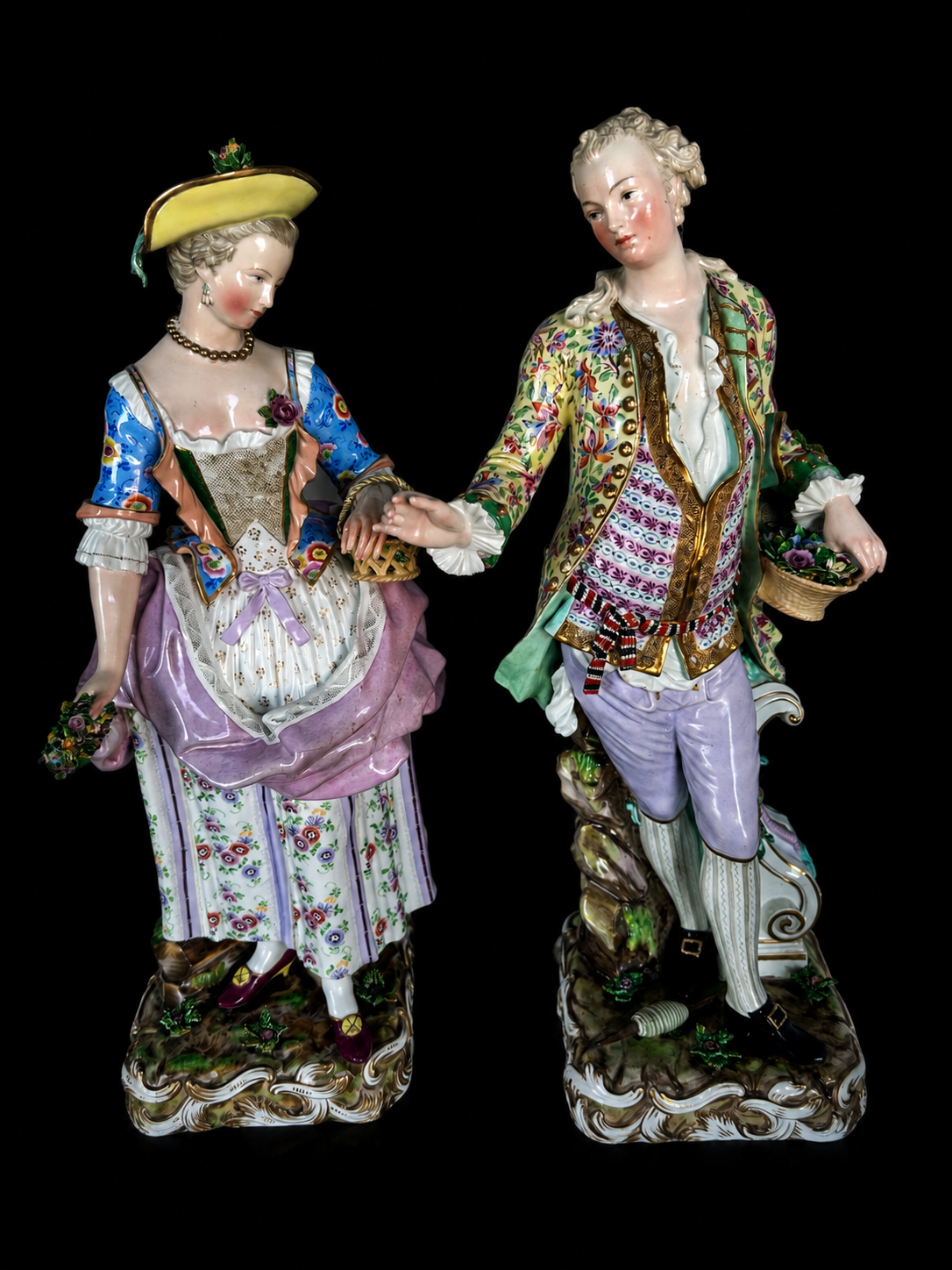 A VERY LARGE PAIR OF MEISSEN PORCELAIN GARDENER FIGURES