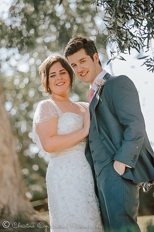 married couple at vasilias nikoklis inn wedding