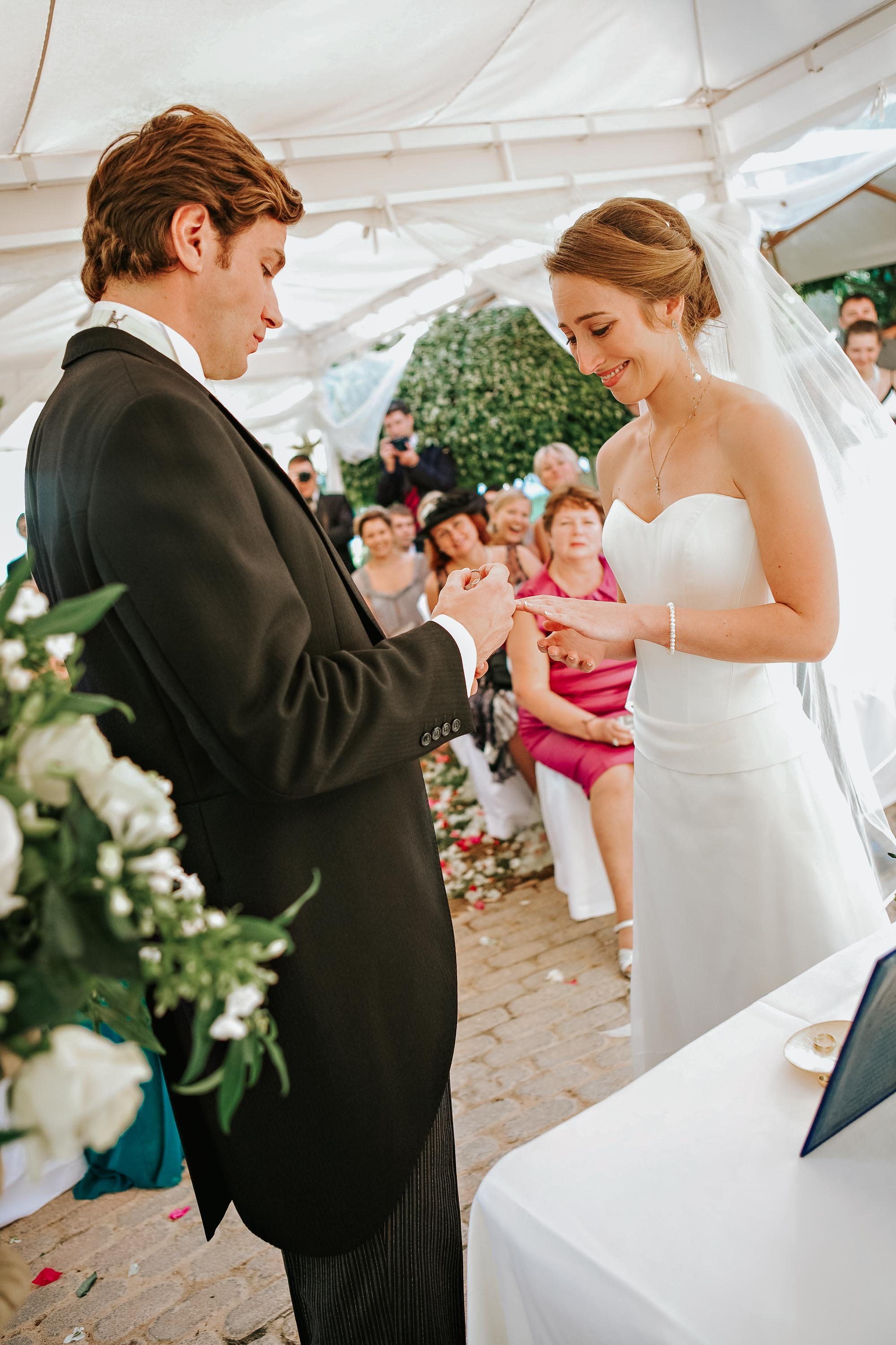 Getting married at Columbia Beach Resort in Pissouri.