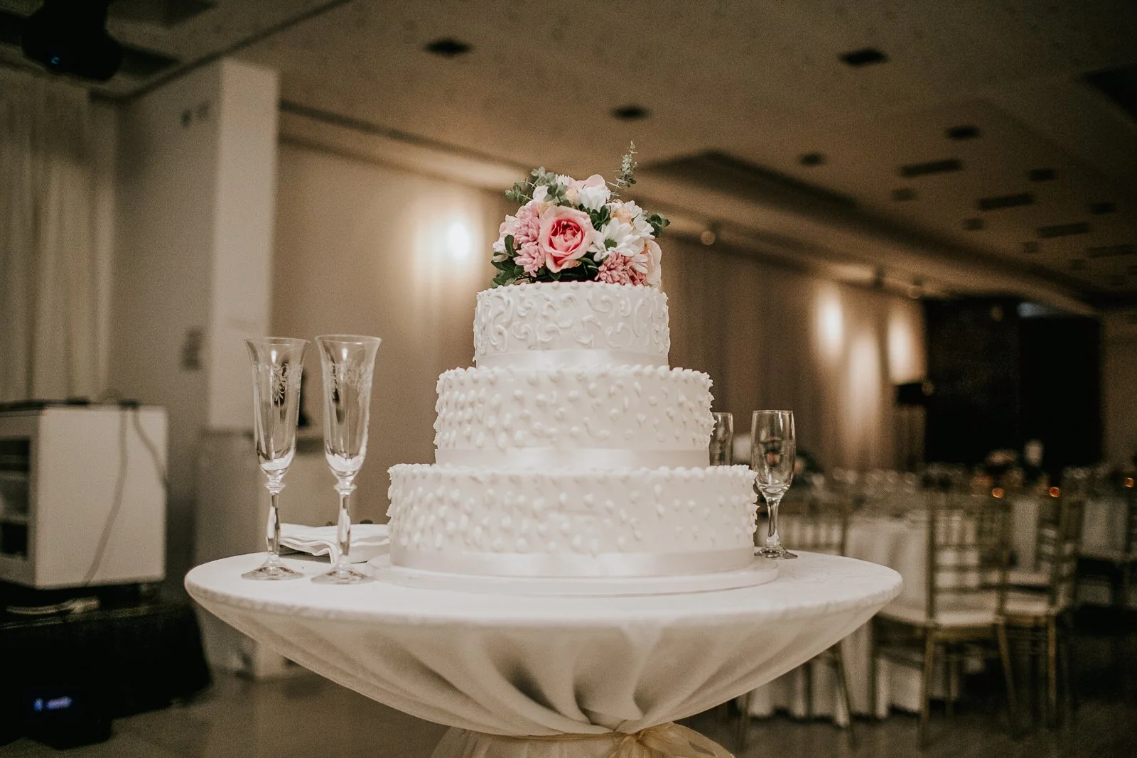 greekorthodoxweddingphotographylondon-1046.jpg