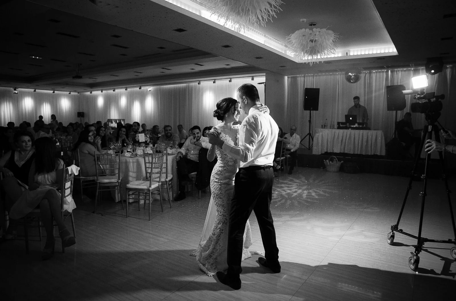 greekorthodoxweddingphotographylondon-1049.jpg