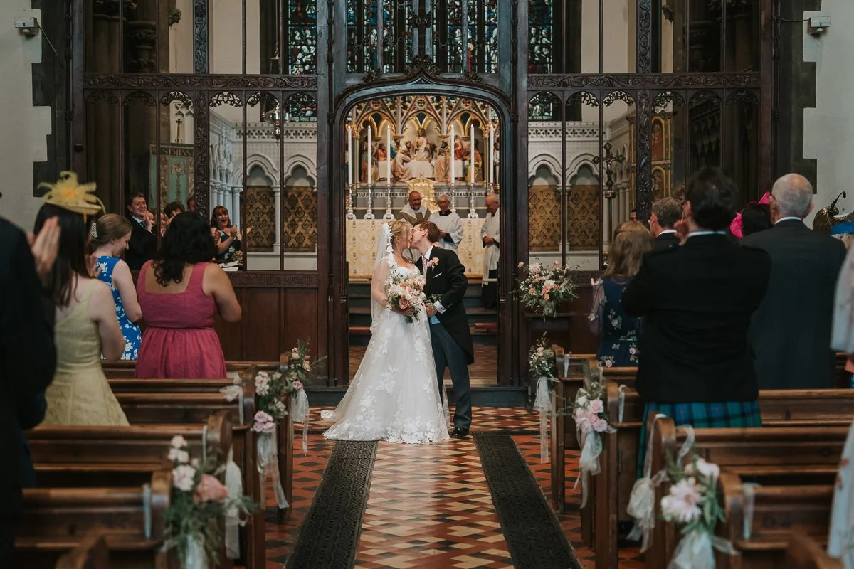 stsaviourschurchpimlicowedding-1019.jpg