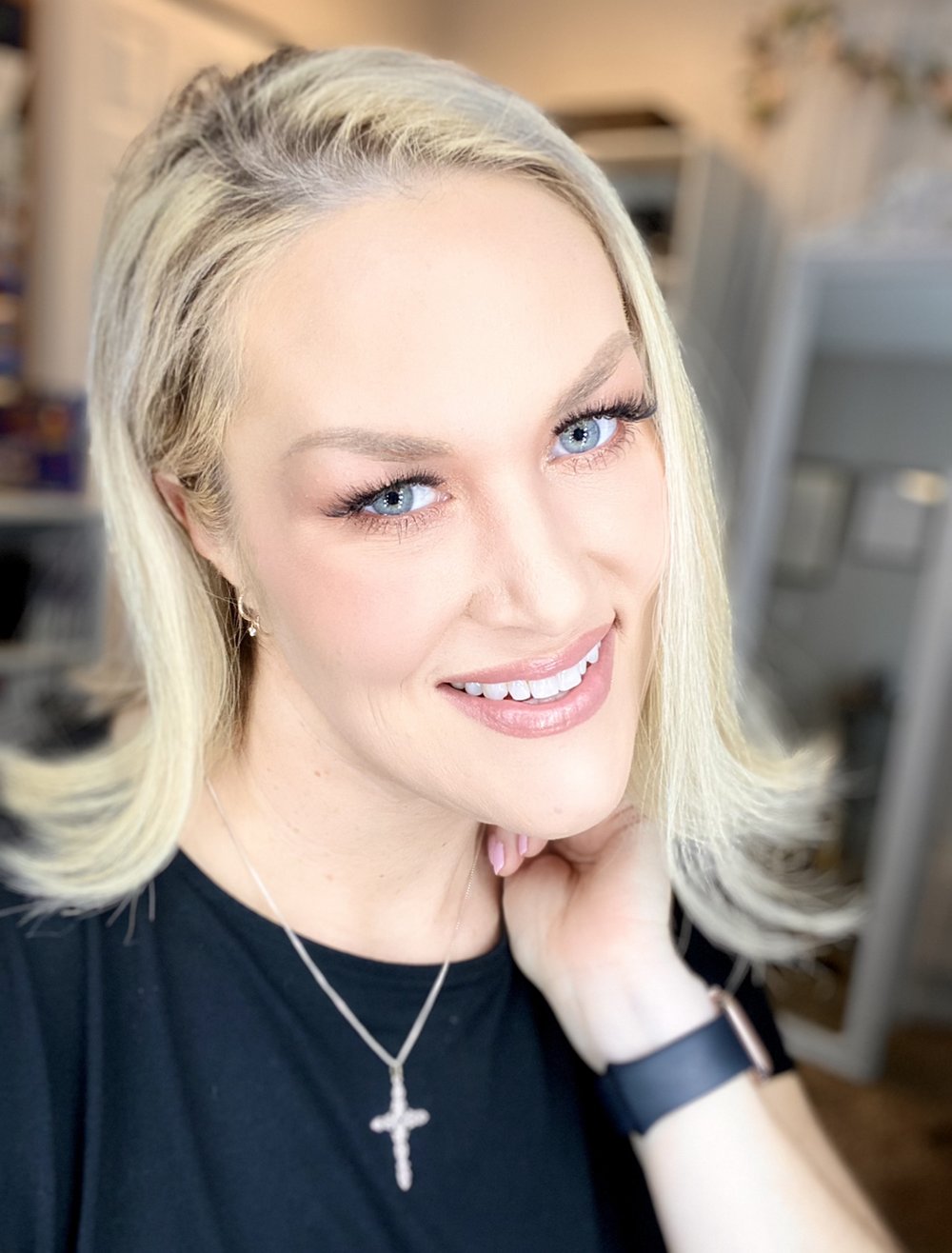 90's Hair Flip and Charlotte Tilbury's 90's Hair Flip and Charlotte Tilbury's