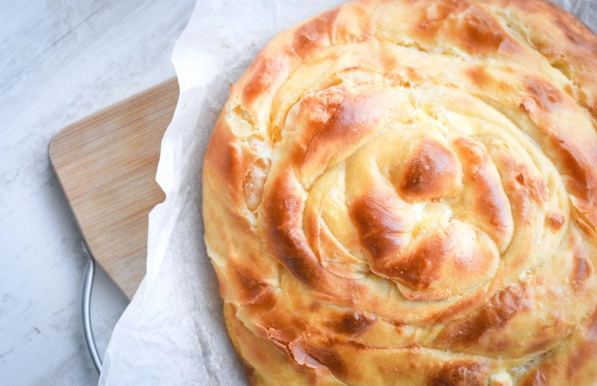 Домашни печива - баница и питка