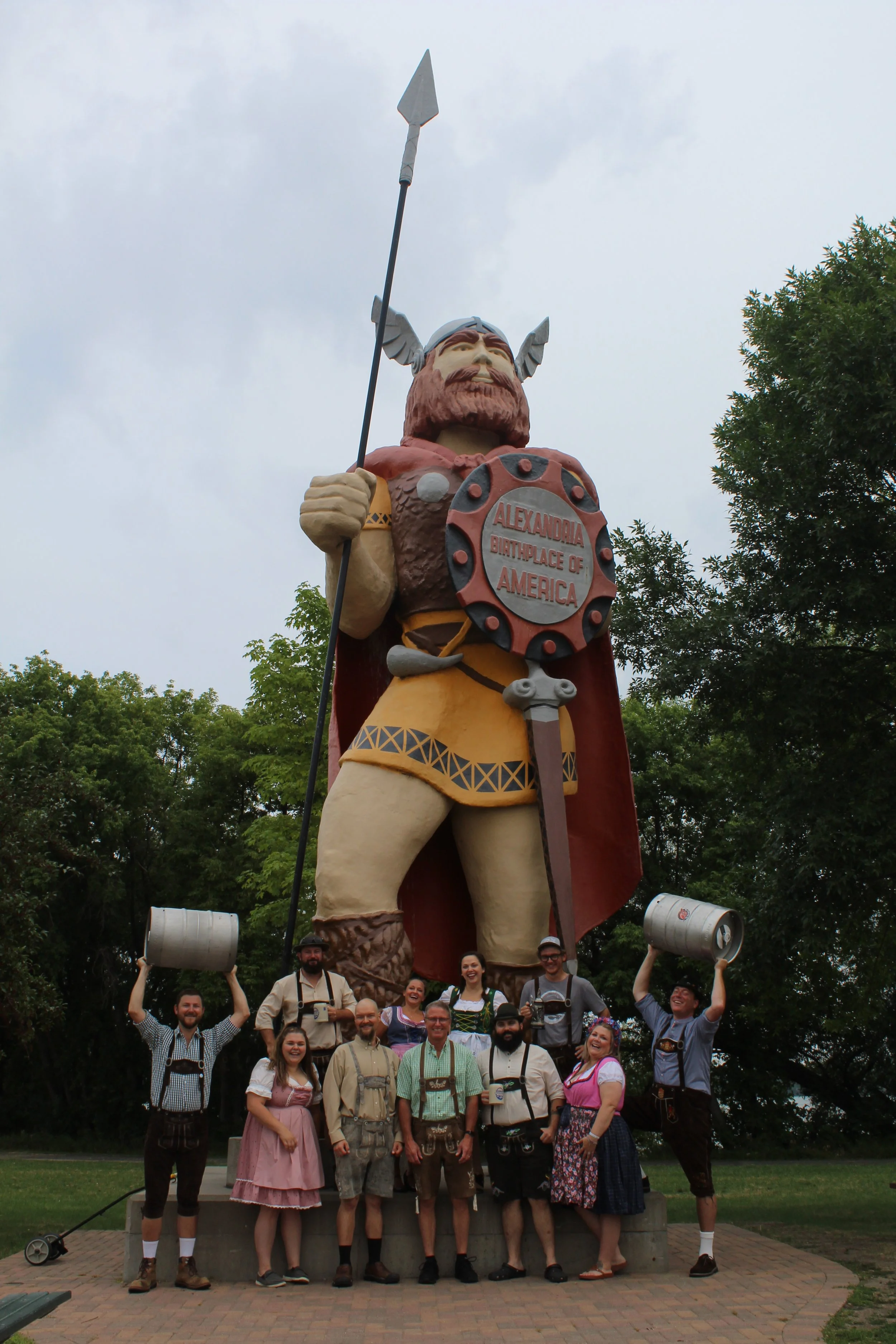 Big Ole March / Ceremonial Oletoberfest Tapping