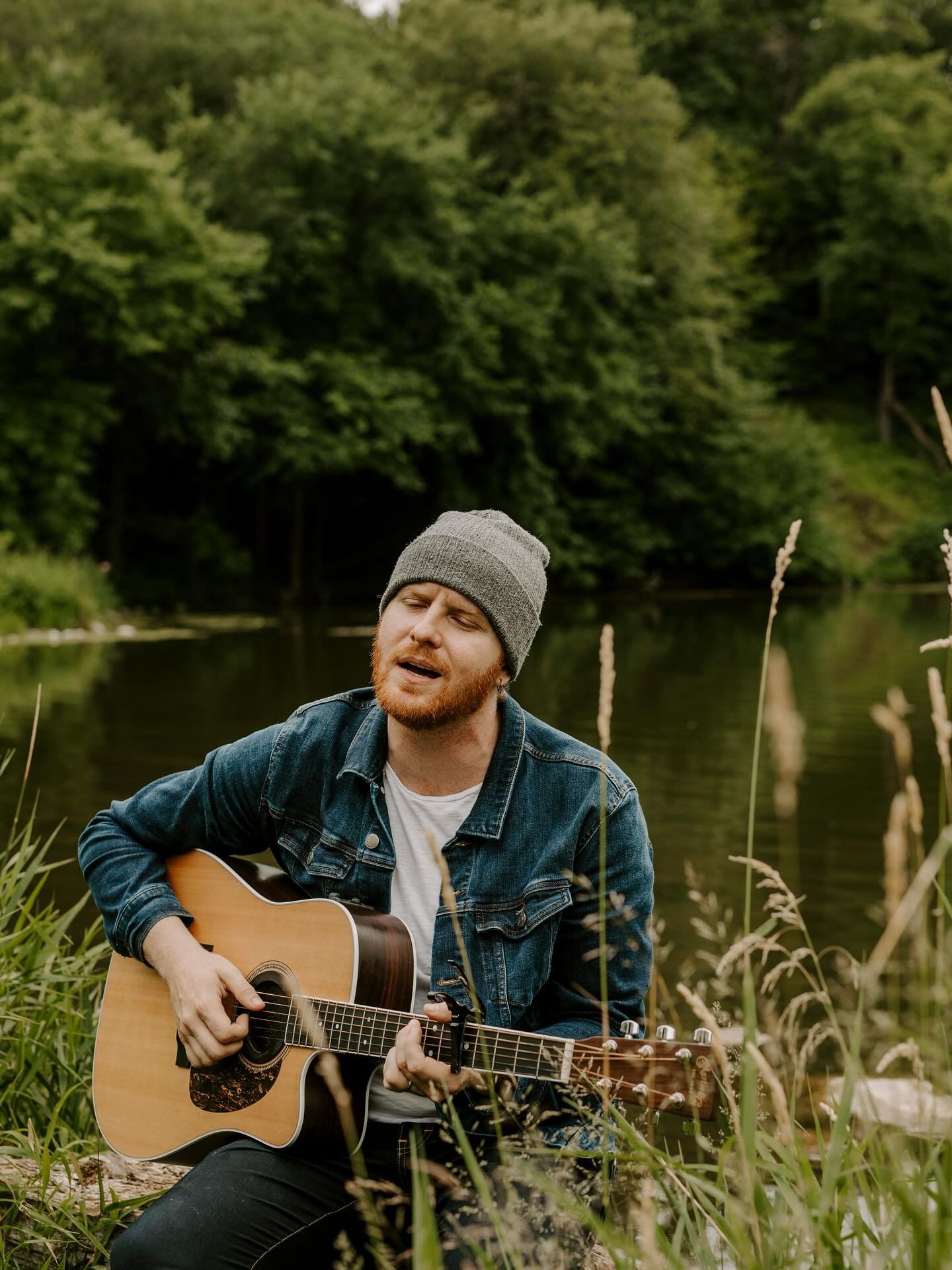 We are very excited to have the amazing Michael Shynes performing on our stage this Saturday June 14th from 7-10pm!

Free to attend!🎶

For more info about Michael Shynes visit the link to his bio!
https://michaelshynes.com/about

#alexandriamn #down