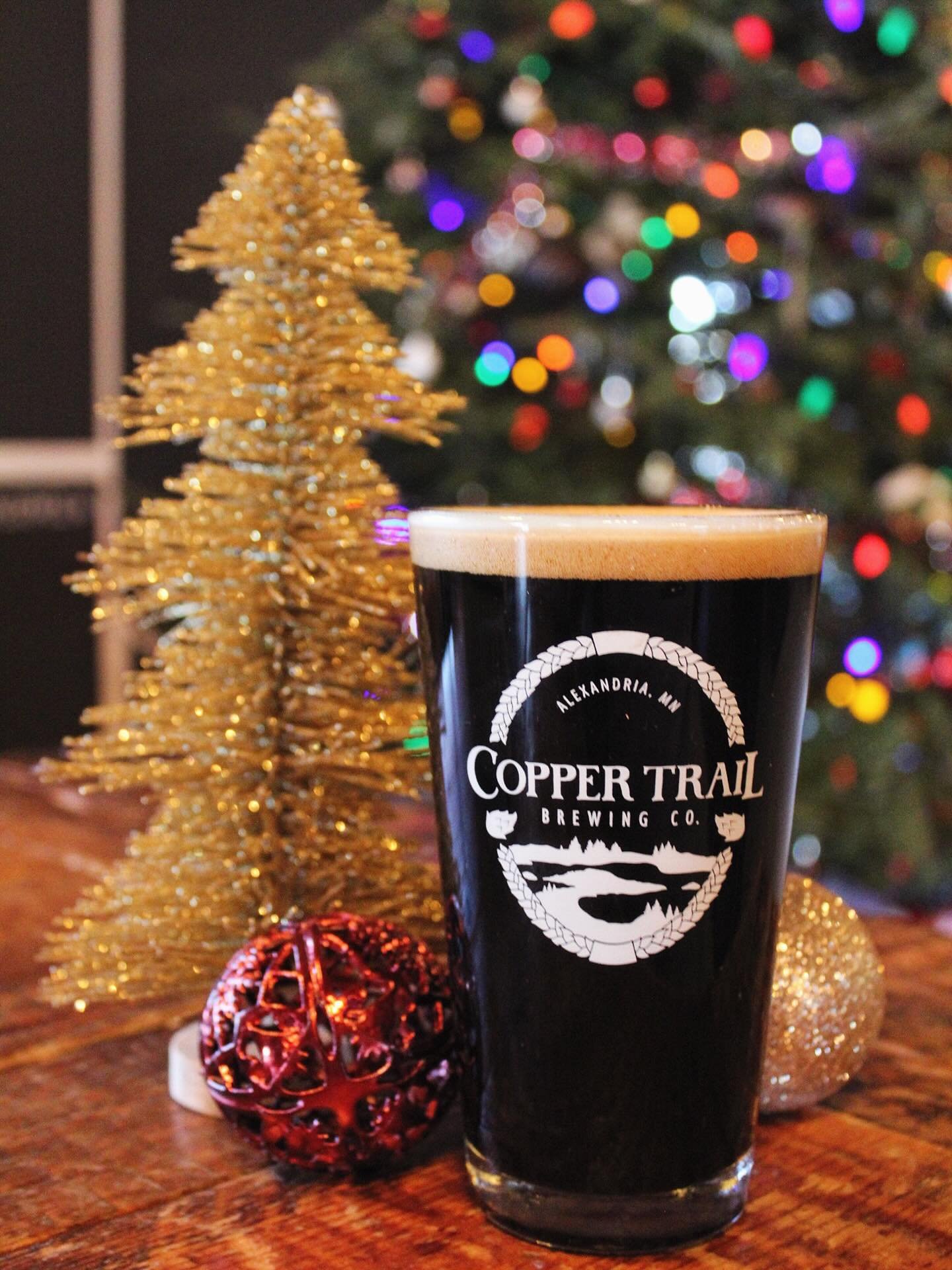 Midwest Midnight-Milk Chocolate Stout✨🌚

How to describe this delicious beer: smooth, sweet, roasty &amp; toasty! Come try it in our taproom!

#alexandriamn #brewpub #brewery #craftbeer #downtownalexandria