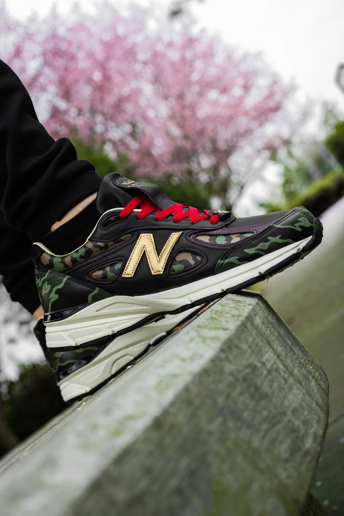 new balance 990feb4